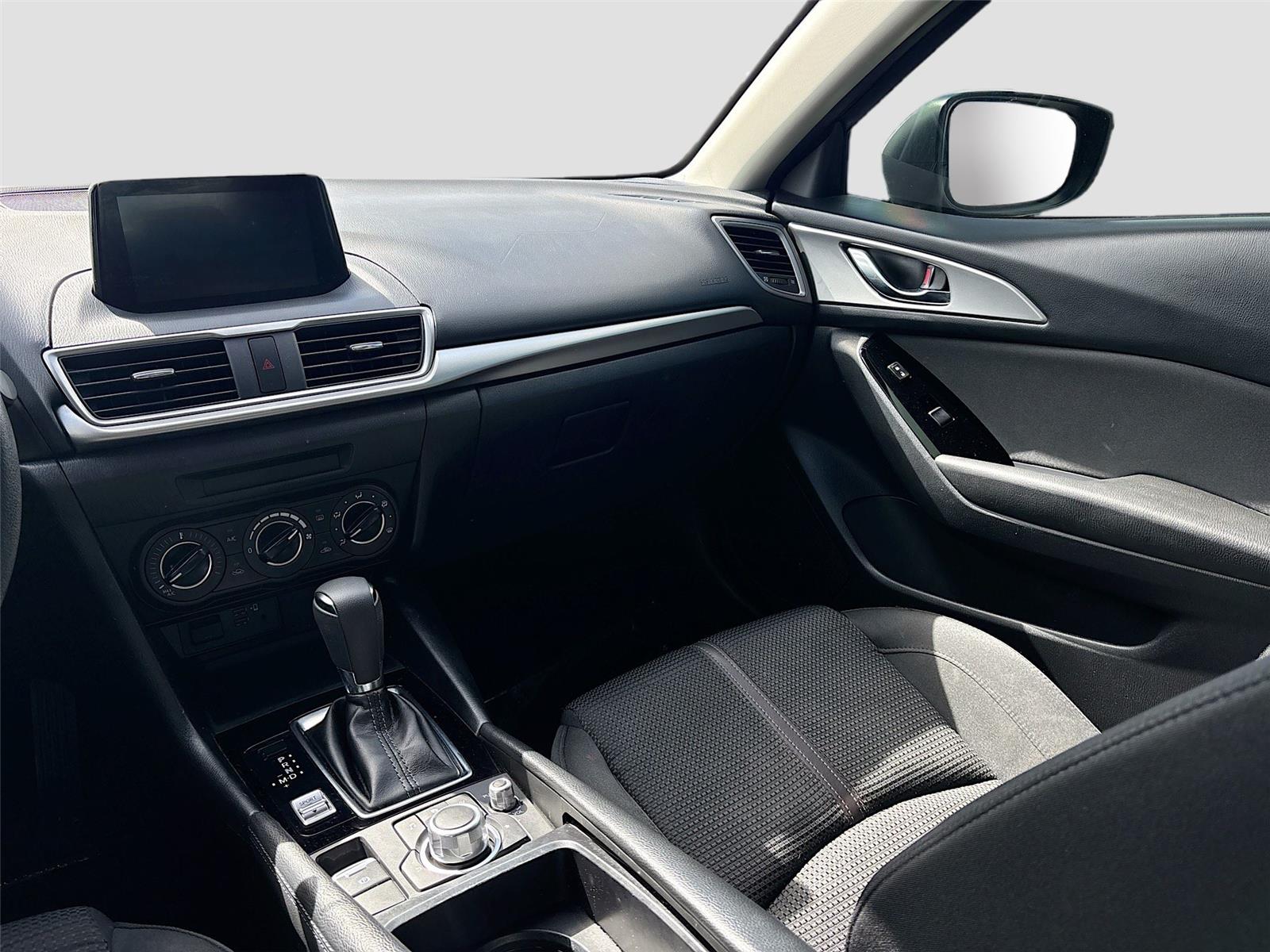 2018 MAZDA MAZDA3 SPORT