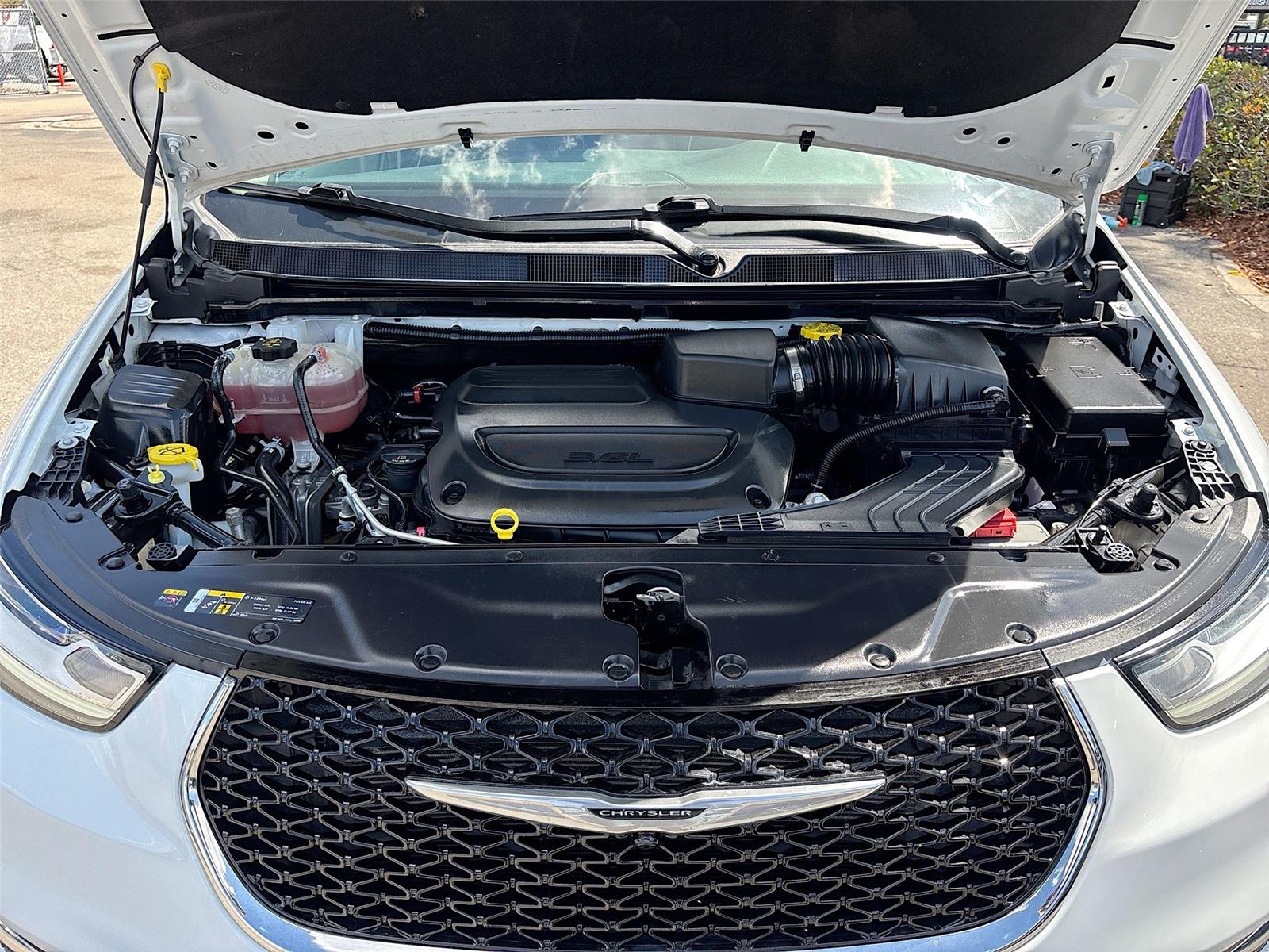 2023 CHRYSLER PACIFICA LIMITE