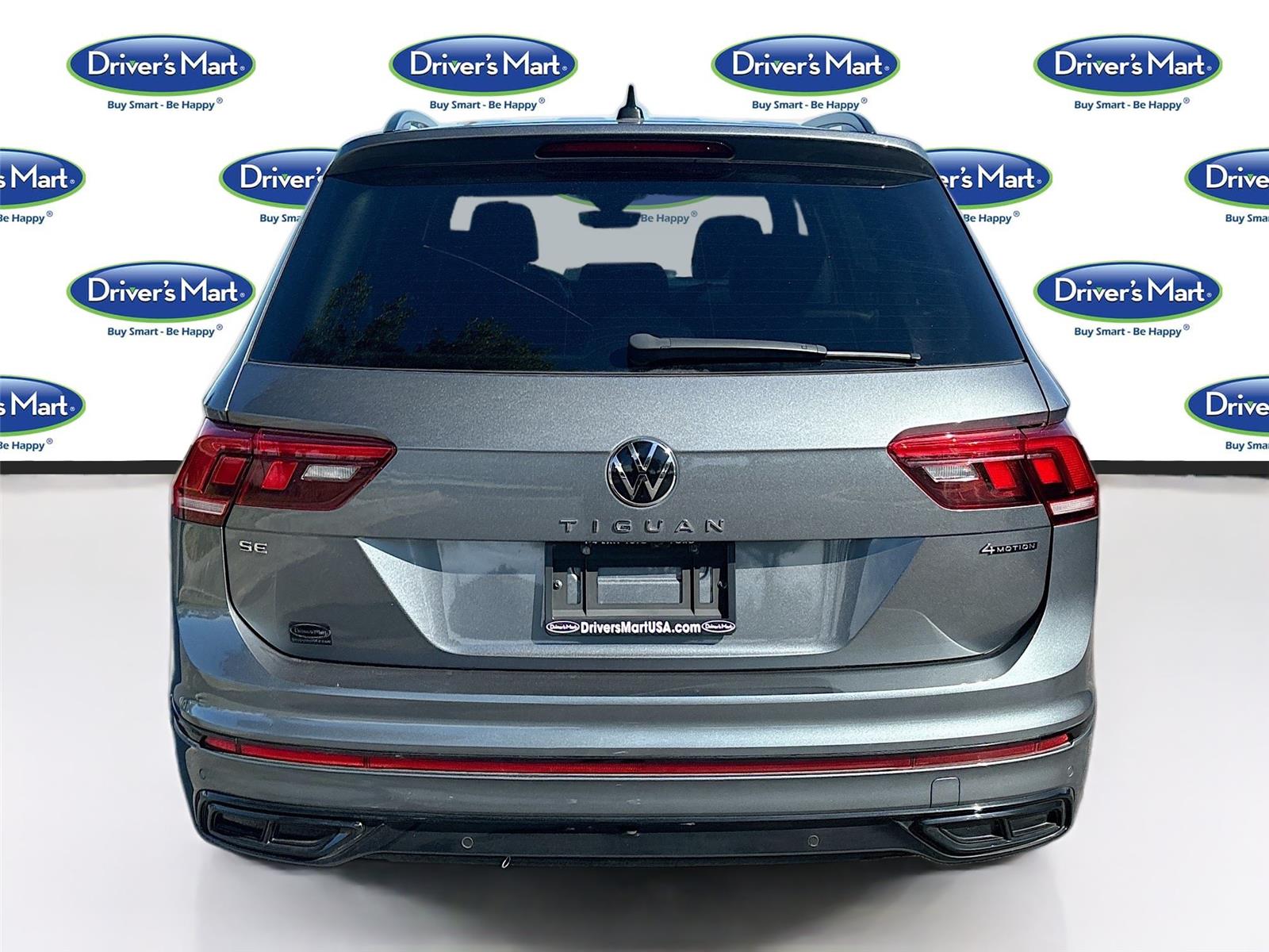 2022 Volkswagen Tiguan SE R-Line Black