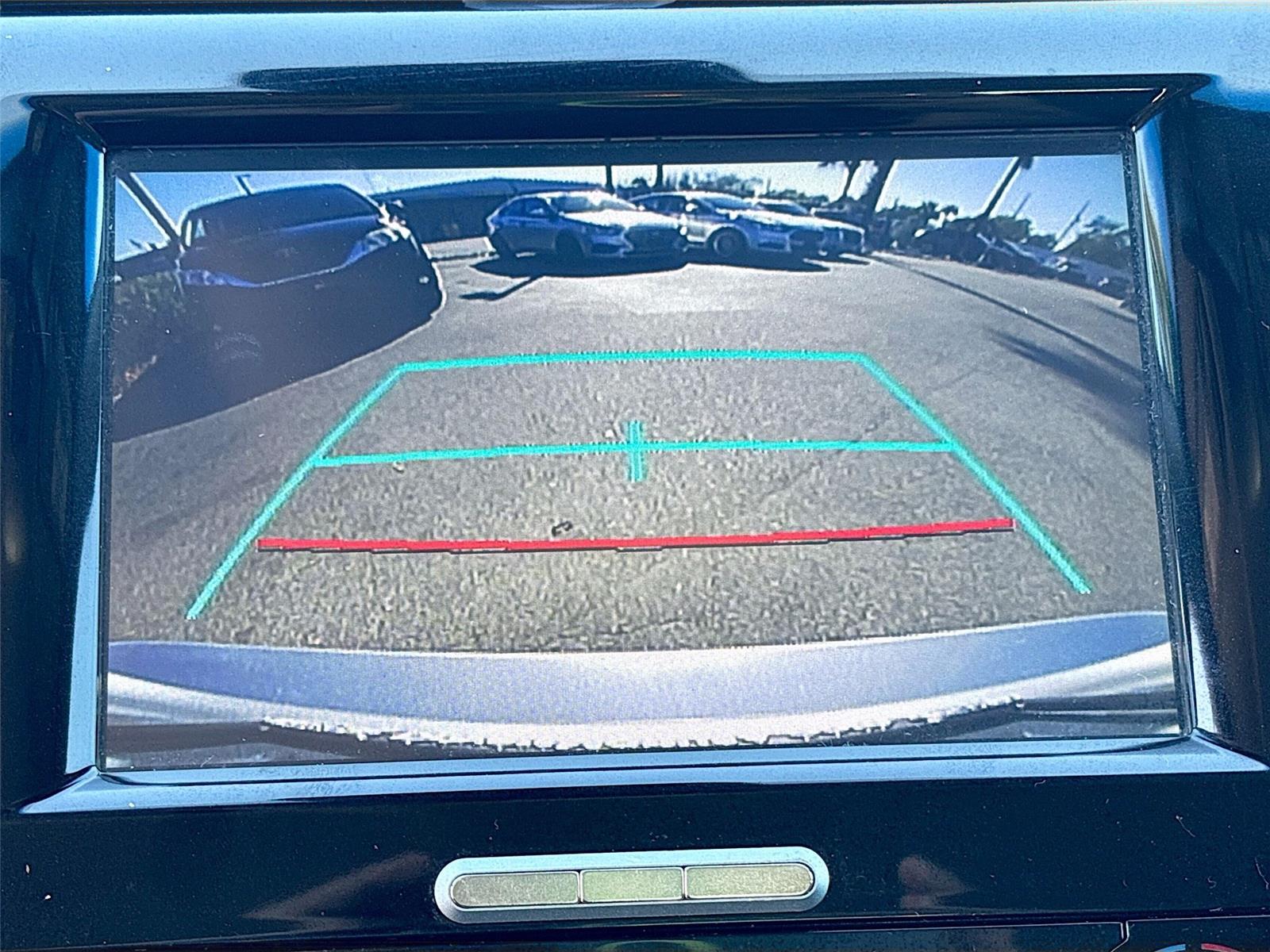 2018 Toyota Camry Hybrid XLE