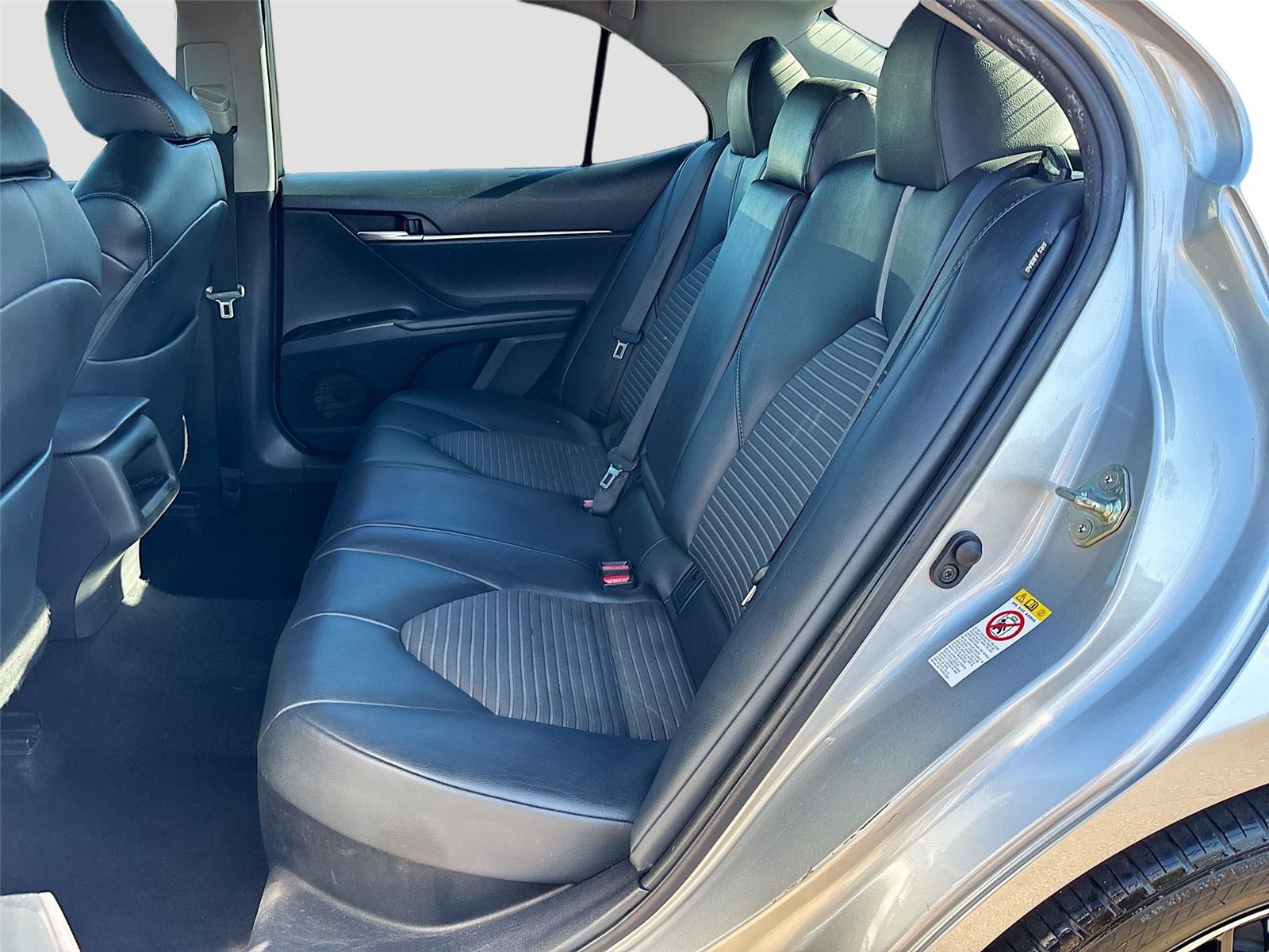 2018 Toyota Camry Hybrid XLE