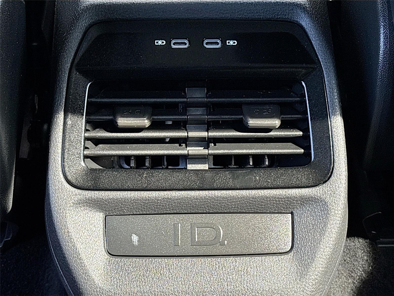 2022 VOLKSWAGEN ID.4 PRO S