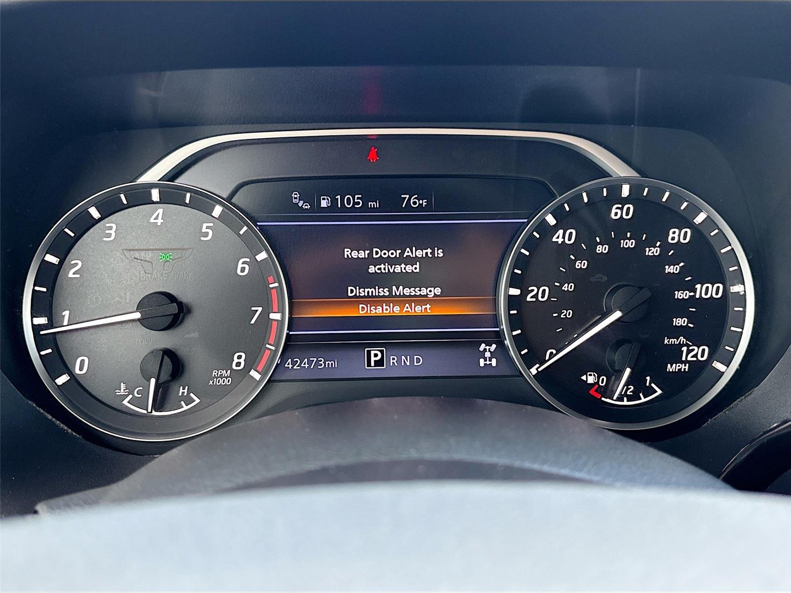 2023 Nissan Titan SV