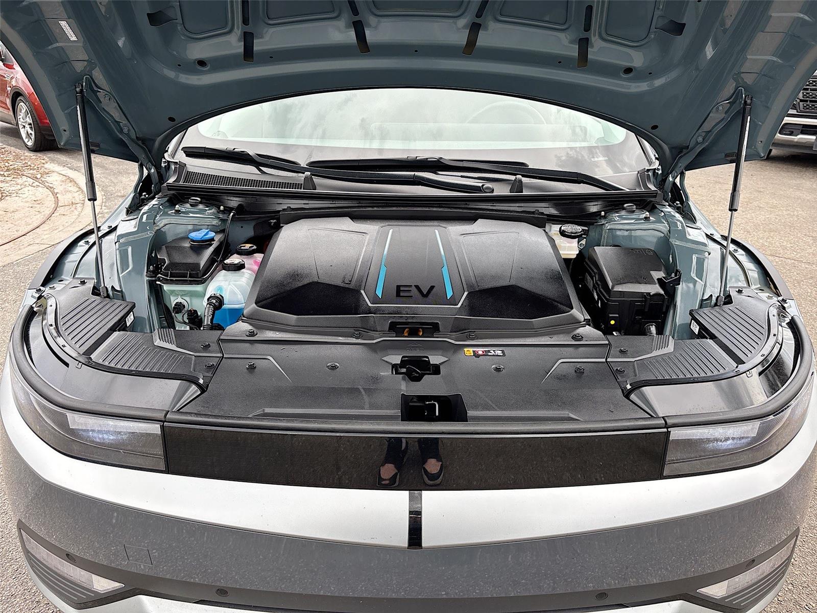 2024 Hyundai IONIQ 5 SEL