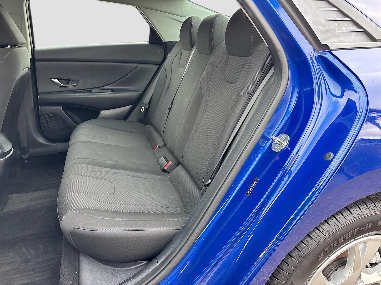 2021 Hyundai Elantra SE