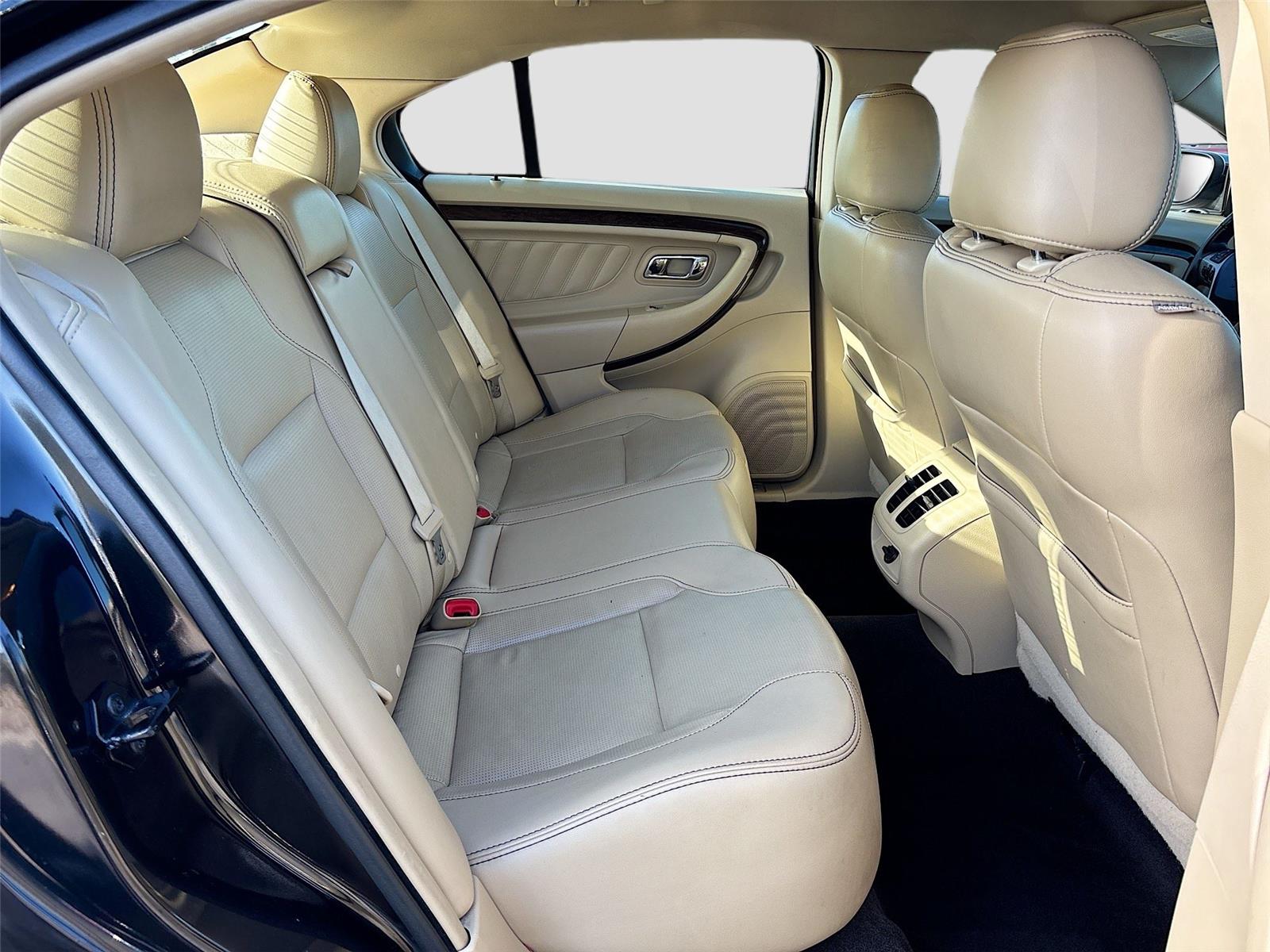 2015 Ford Taurus Limited