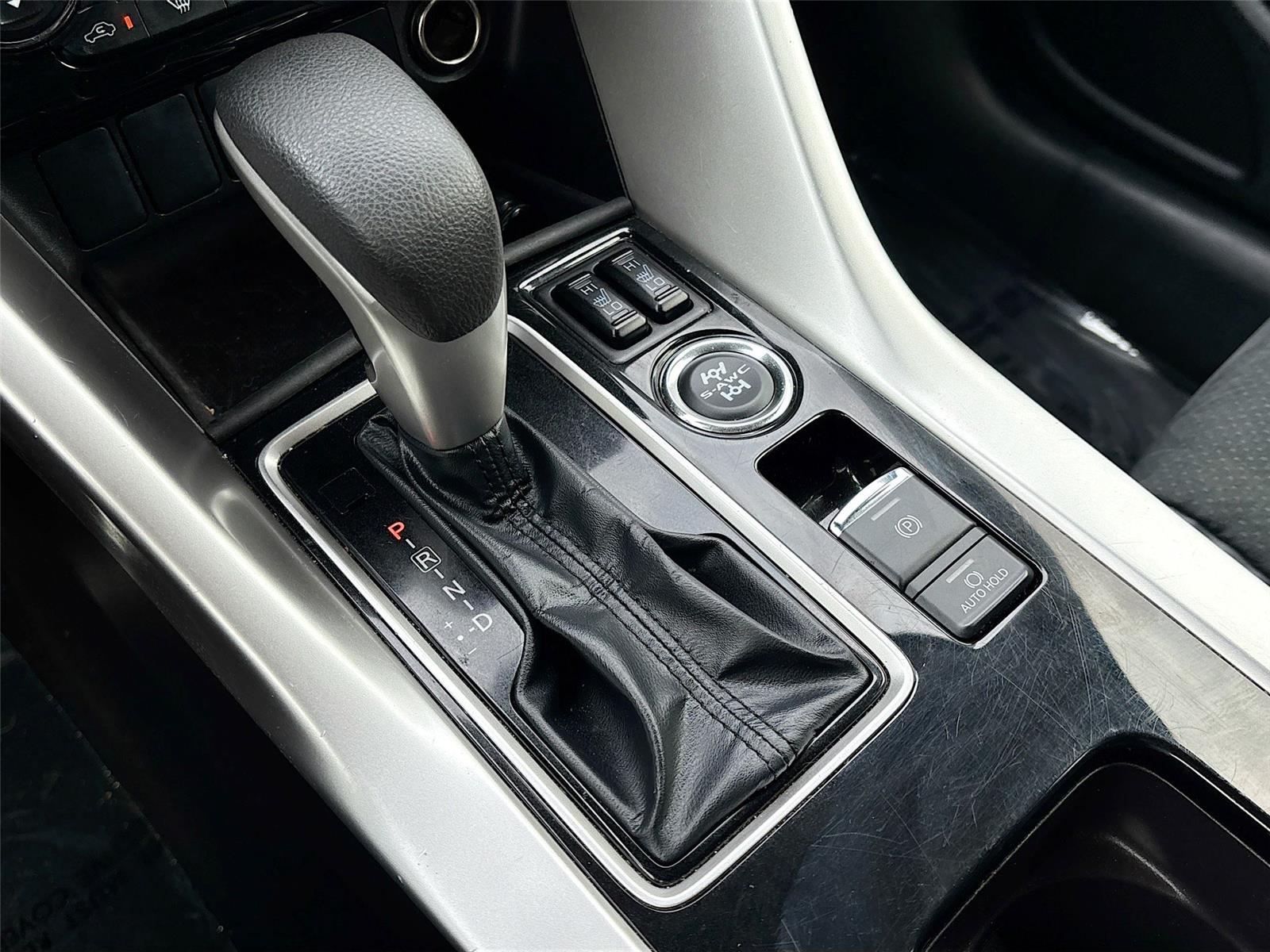 2025 Mitsubishi Eclipse Cross SE