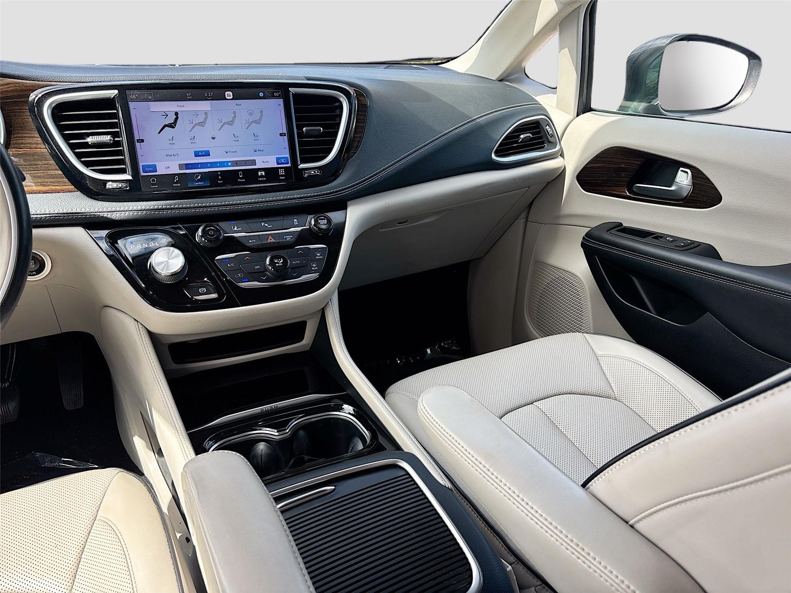 2021 Chrysler Pacifica Hybrid Limited