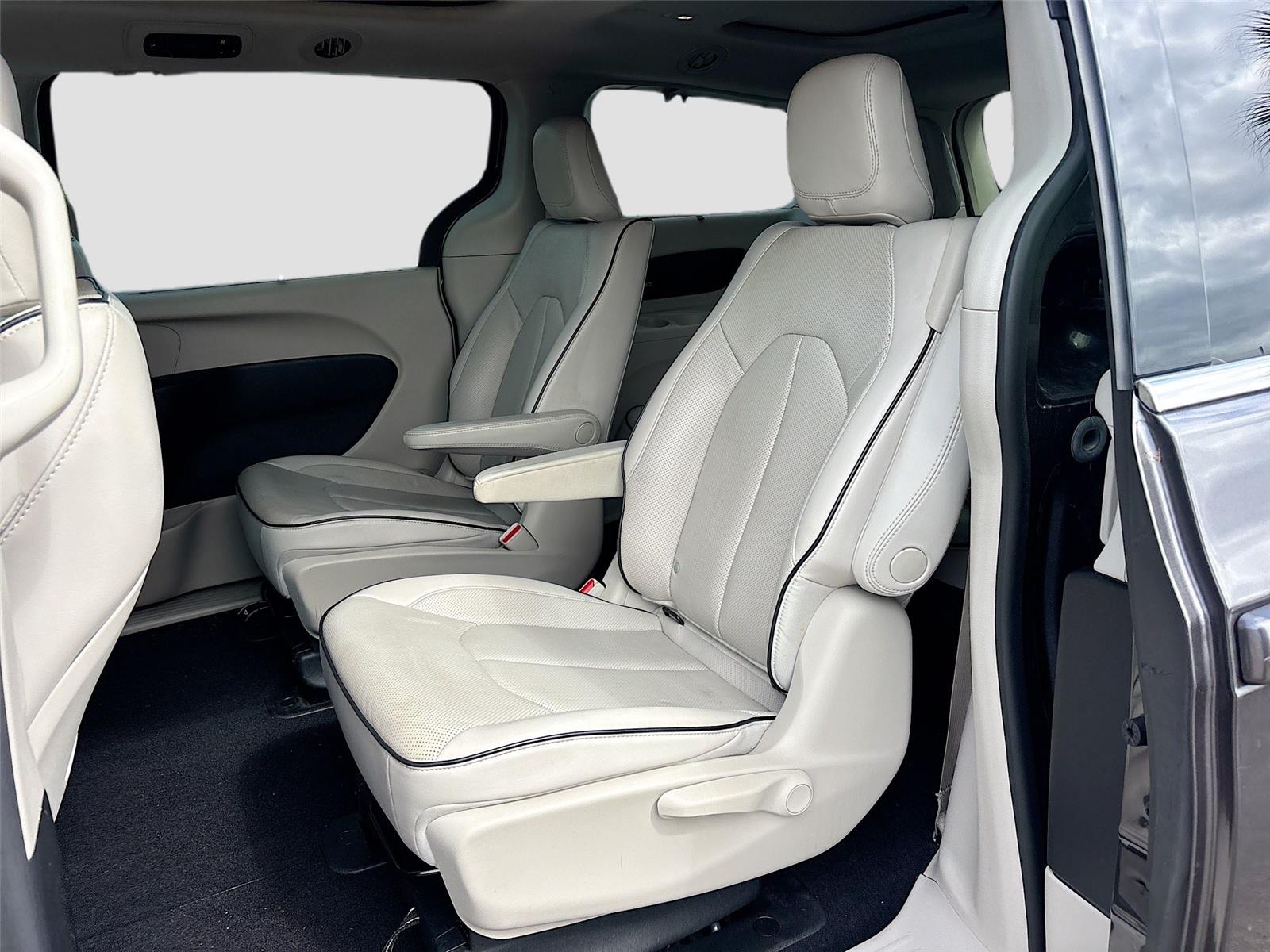 2021 Chrysler Pacifica Hybrid Limited