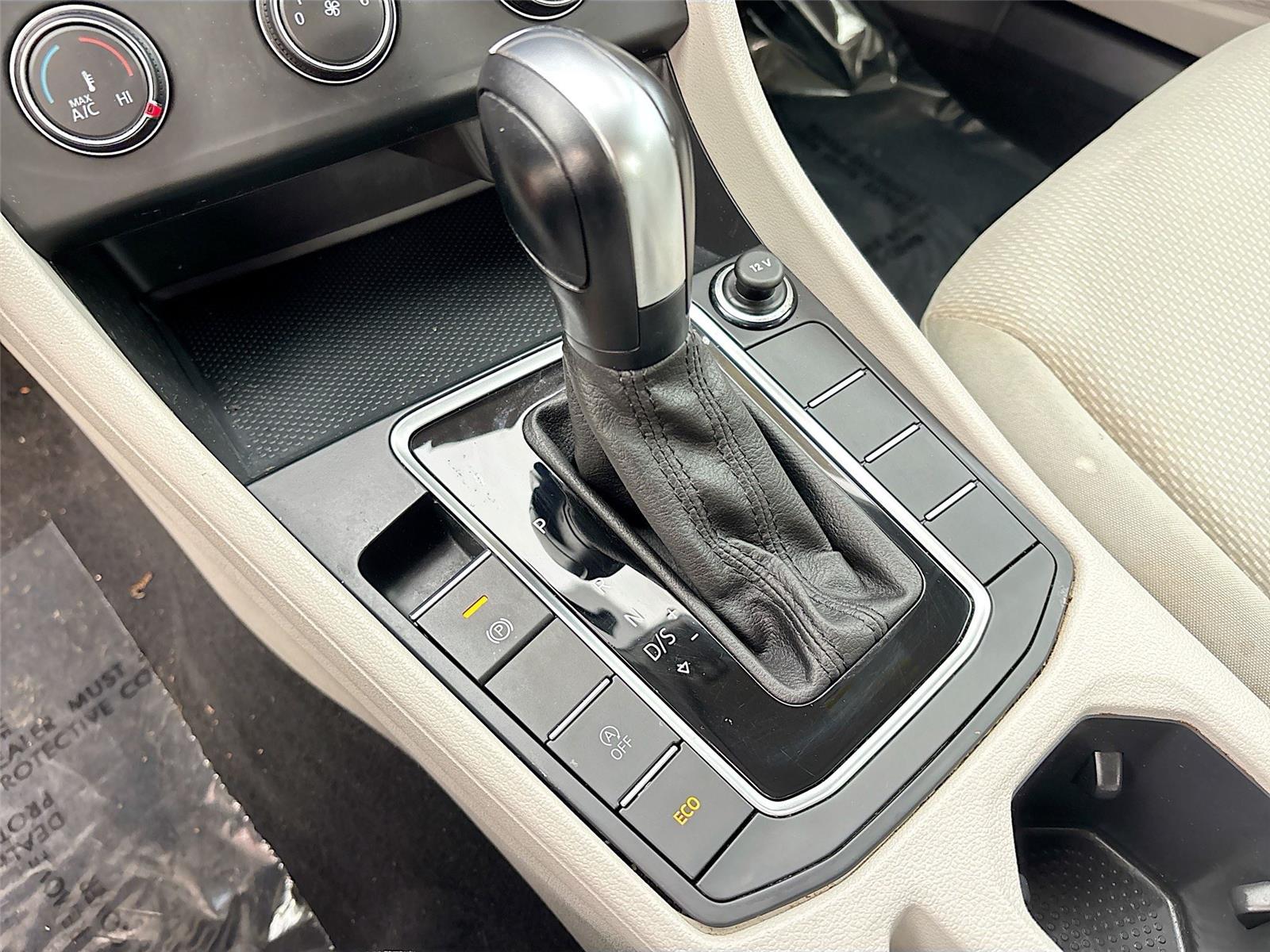 2020 Volkswagen Jetta SE