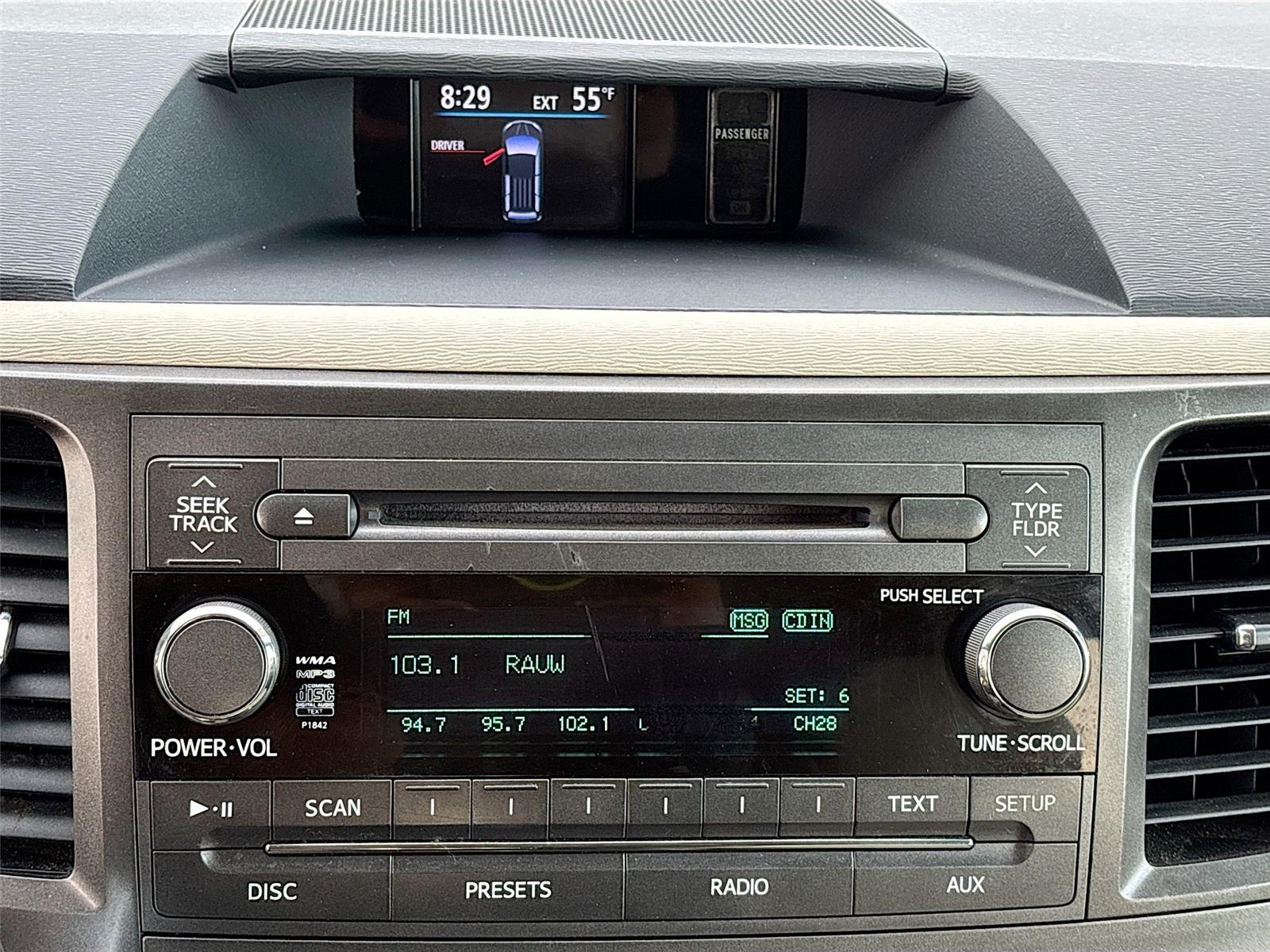 2014 Toyota Sienna XLE 7-Passenger