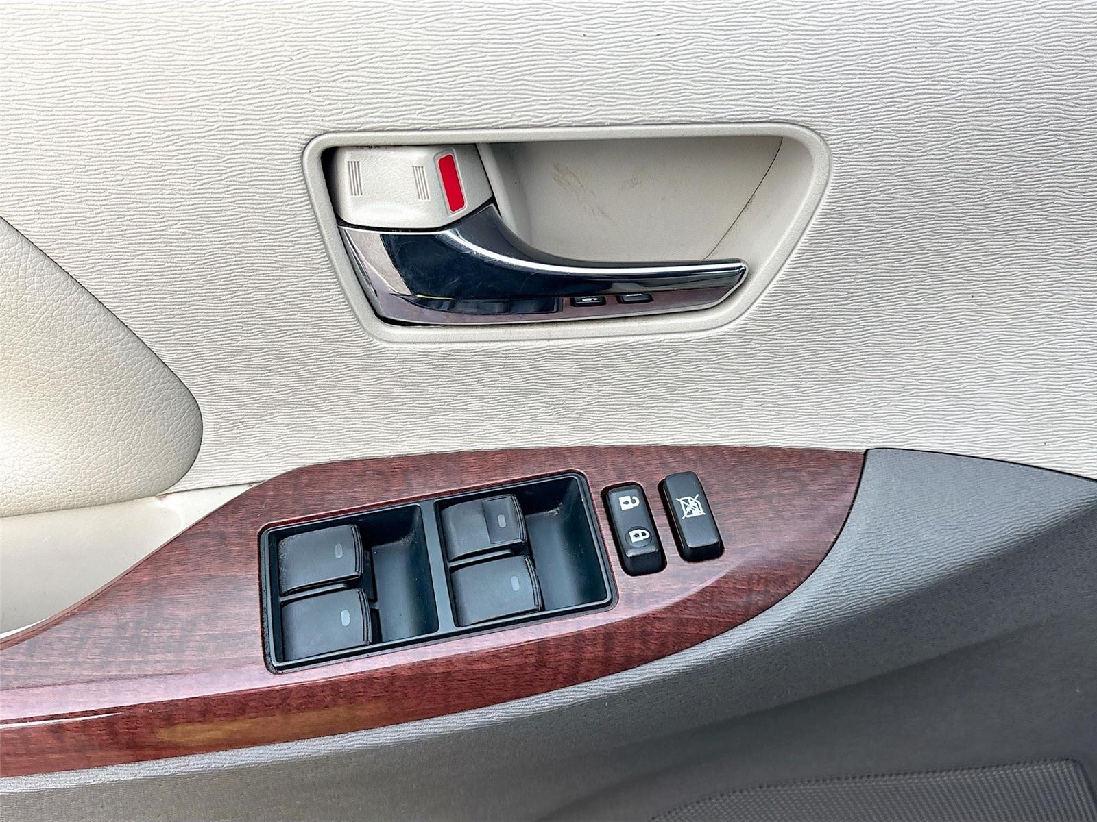 2014 Toyota Sienna XLE 7-Passenger