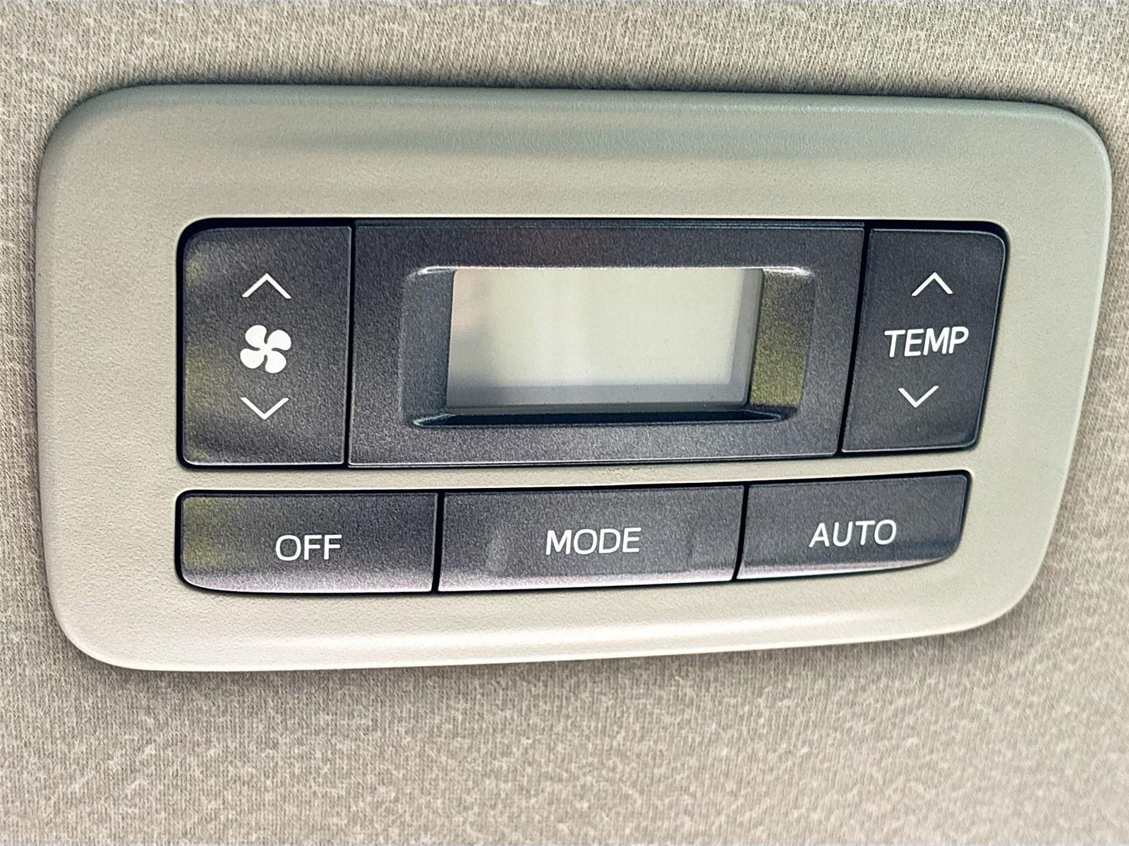 2014 Toyota Sienna XLE 7-Passenger