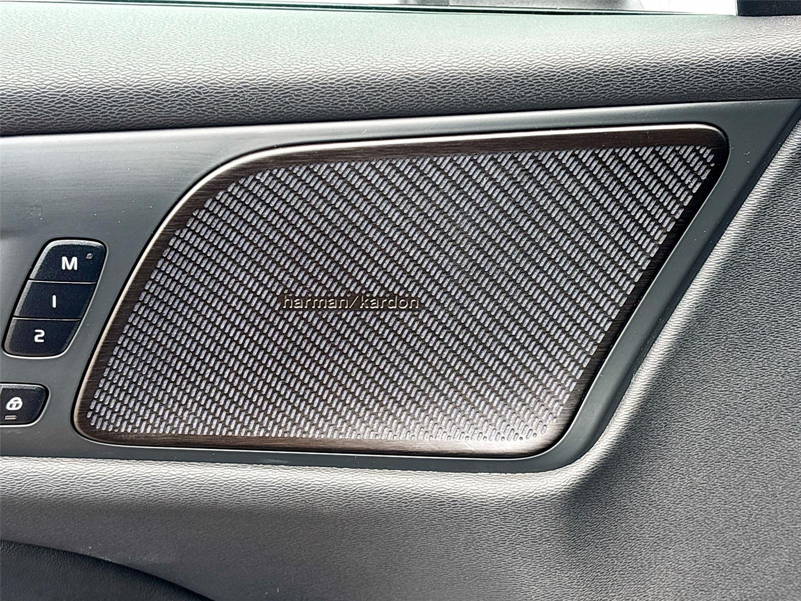 2025 Volvo V60 Cross Country Plus
