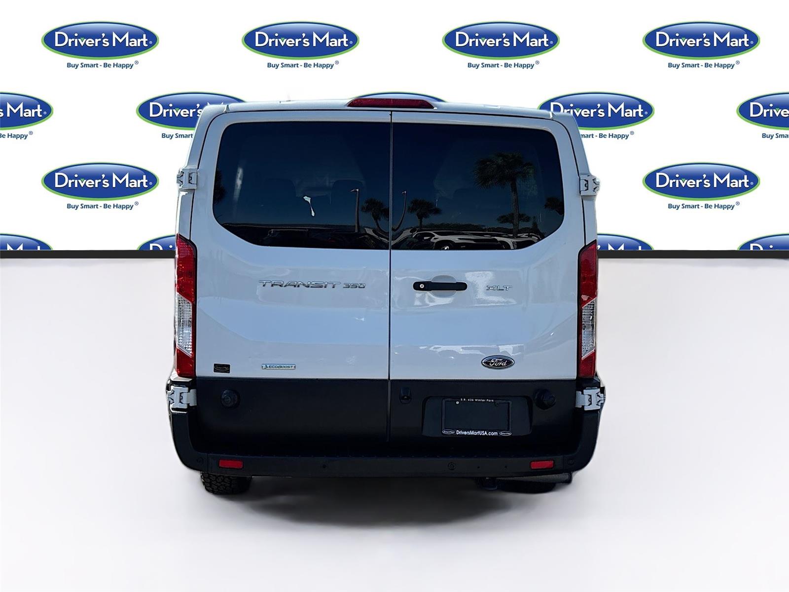 2024 Ford Transit Passenger Wagon XLT
