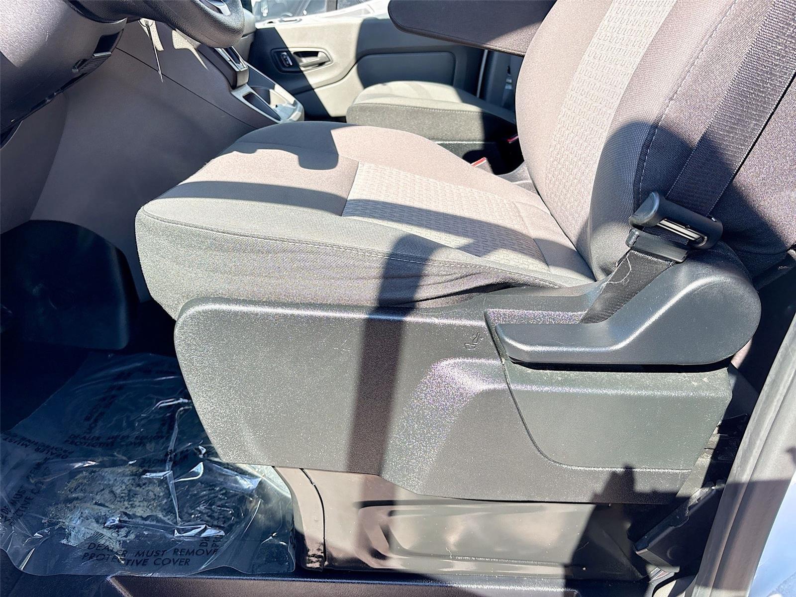 2024 Ford Transit Passenger Wagon XLT