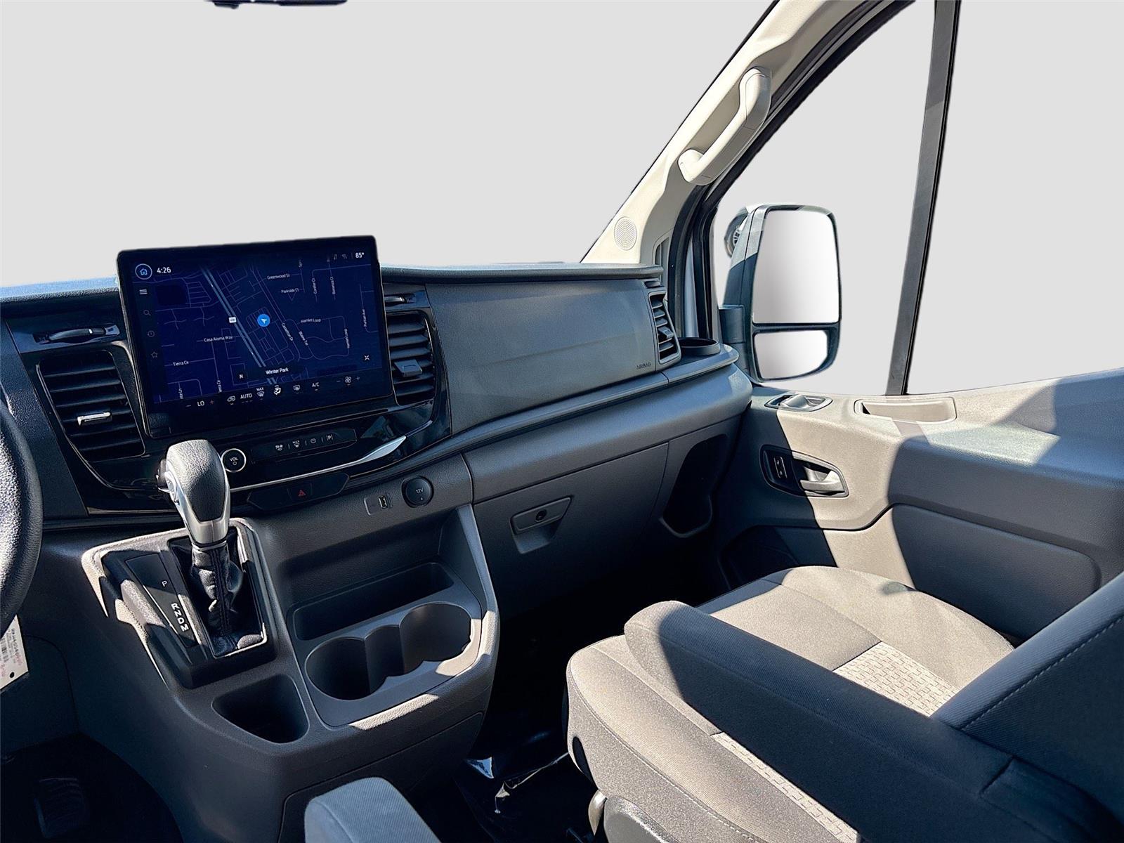 2024 Ford Transit Passenger Wagon XLT