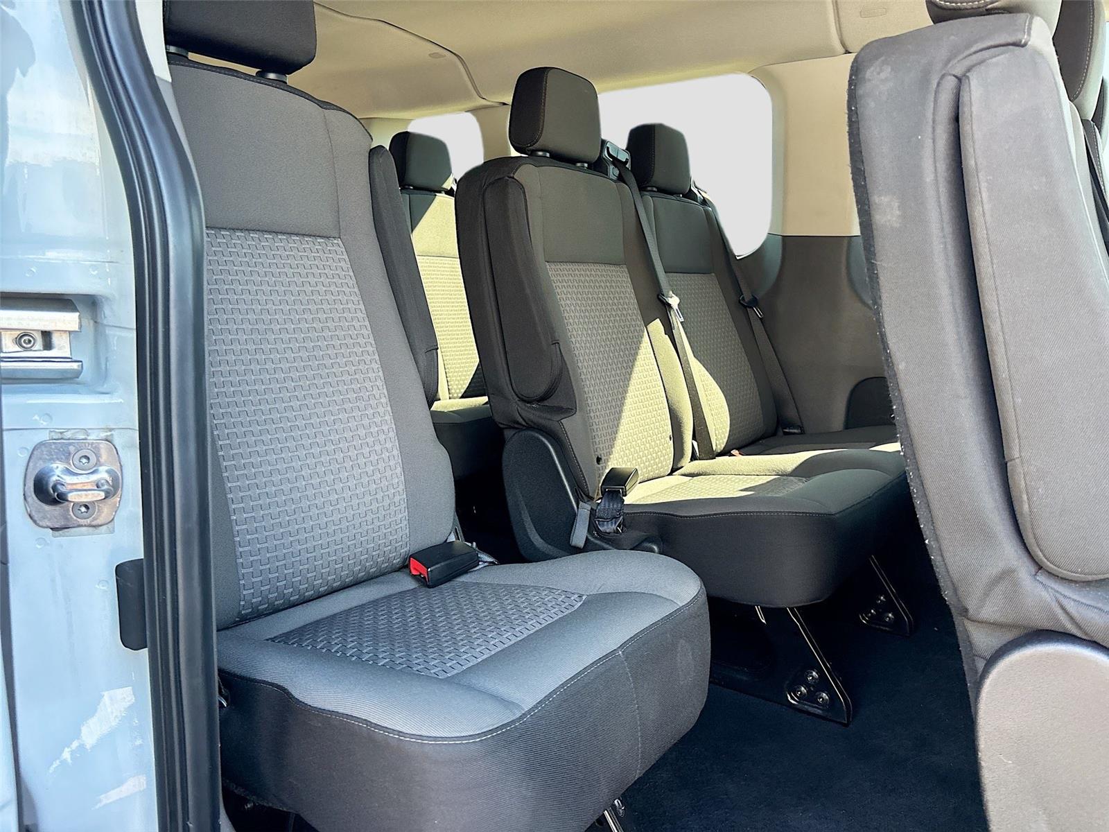 2024 Ford Transit Passenger Wagon XLT