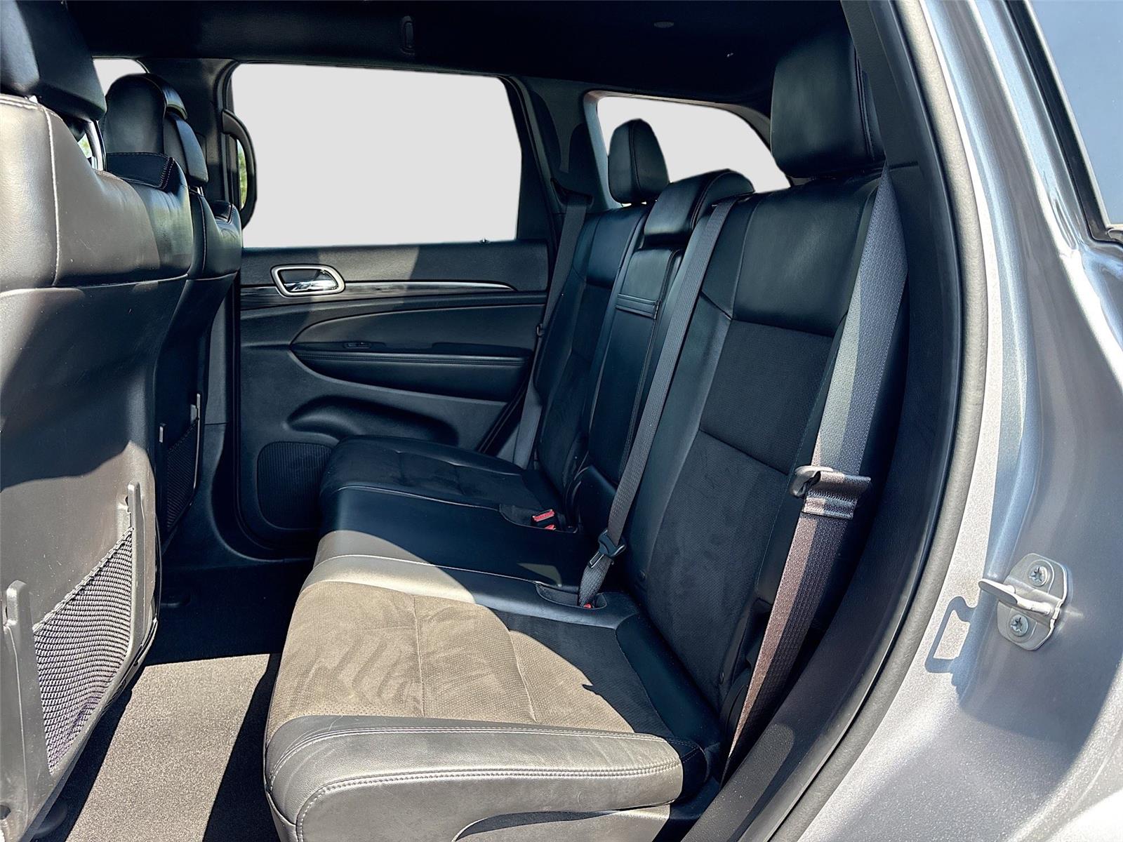 2020 Jeep Grand Cherokee Laredo E