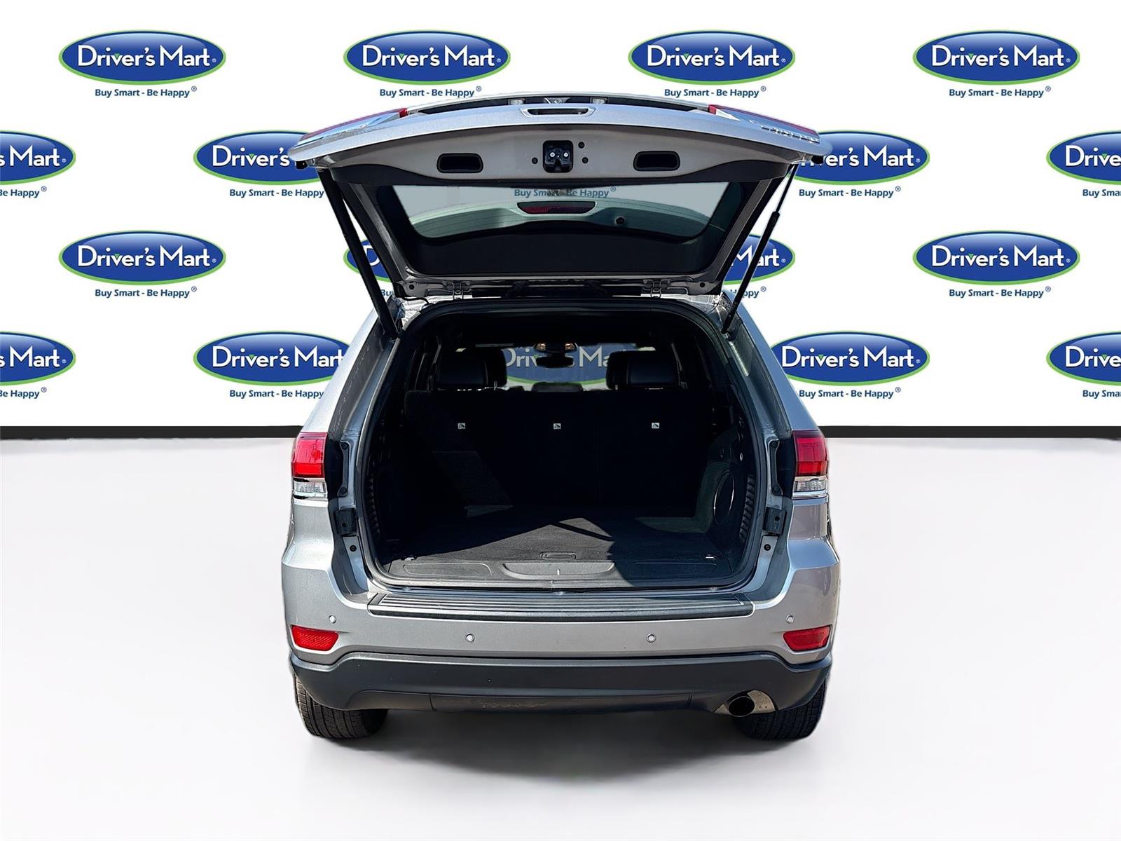 2020 Jeep Grand Cherokee Laredo E