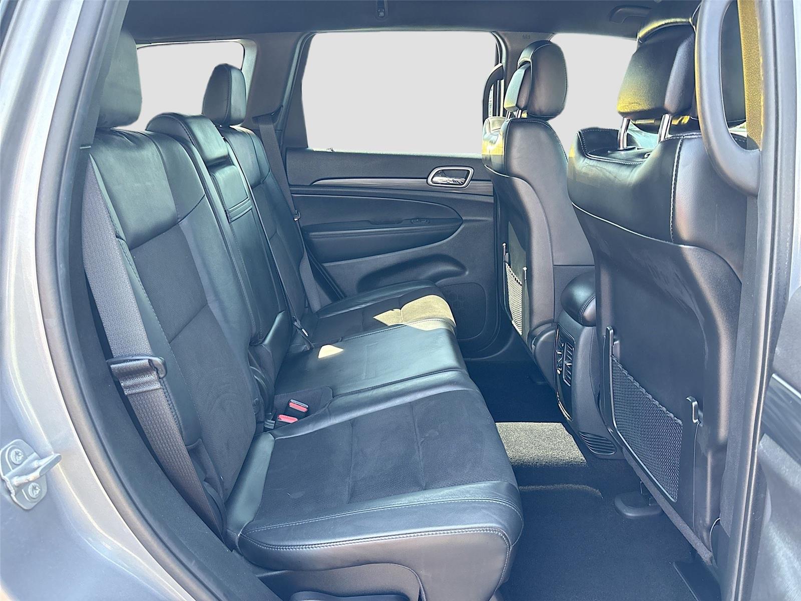 2020 Jeep Grand Cherokee Laredo E