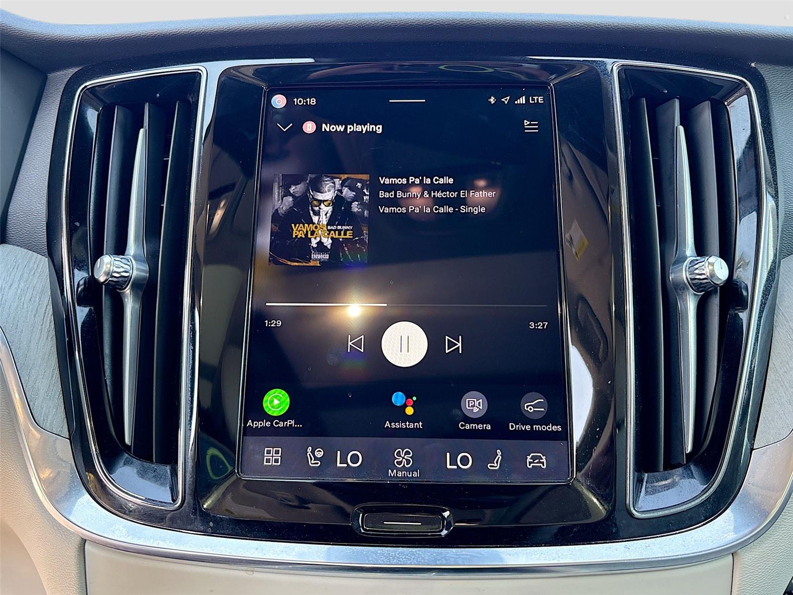 2025 Volvo V60 Cross Country Plus