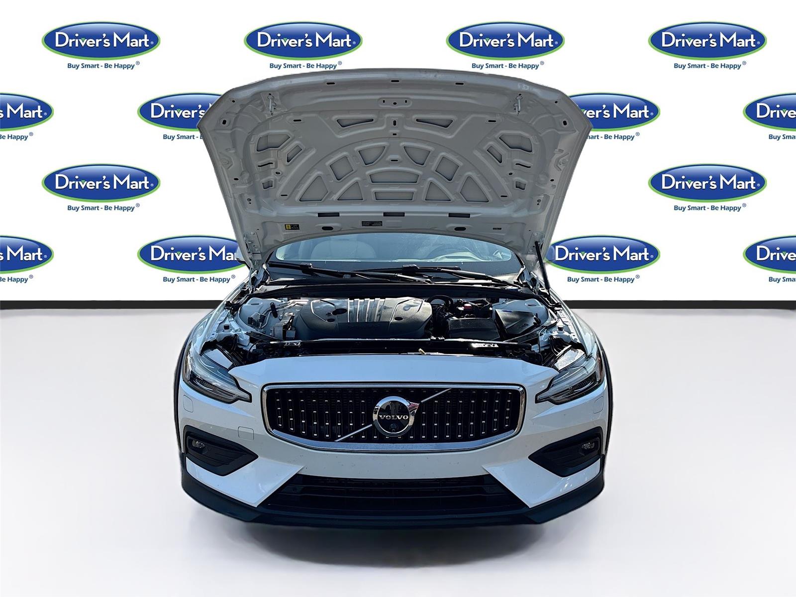 2025 Volvo V60 Cross Country Plus