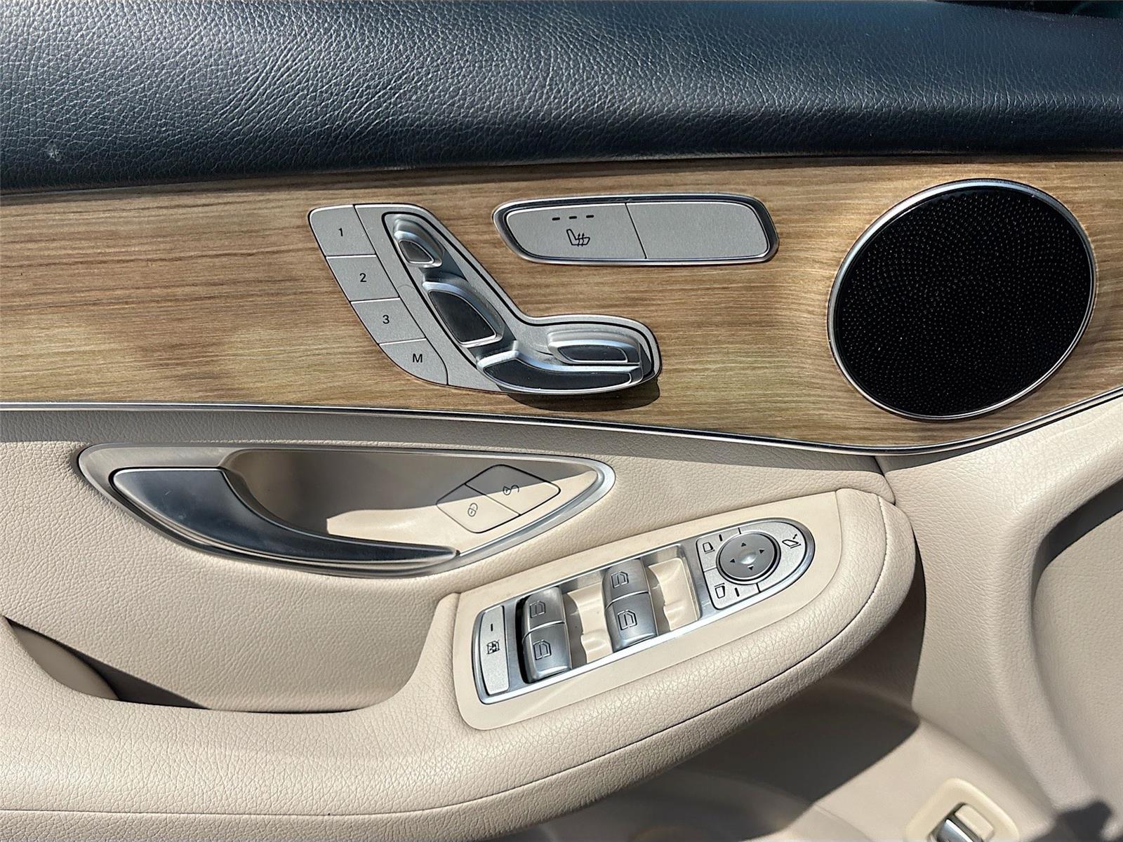 2019 Mercedes-Benz GLC GLC 300