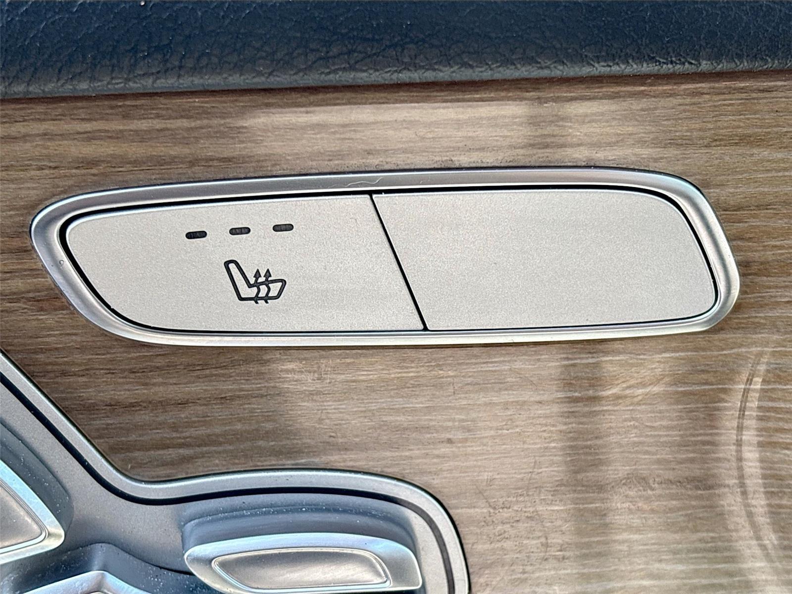 2019 Mercedes-Benz GLC GLC 300