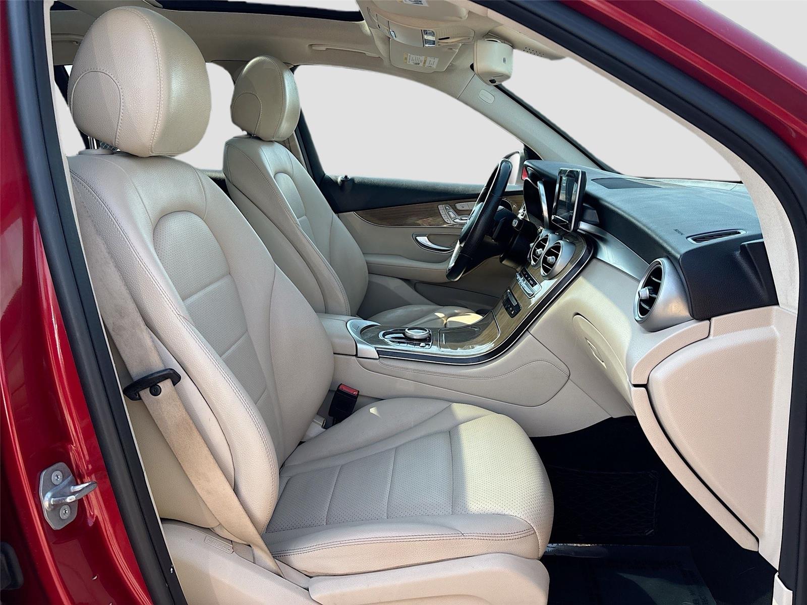 2019 Mercedes-Benz GLC GLC 300