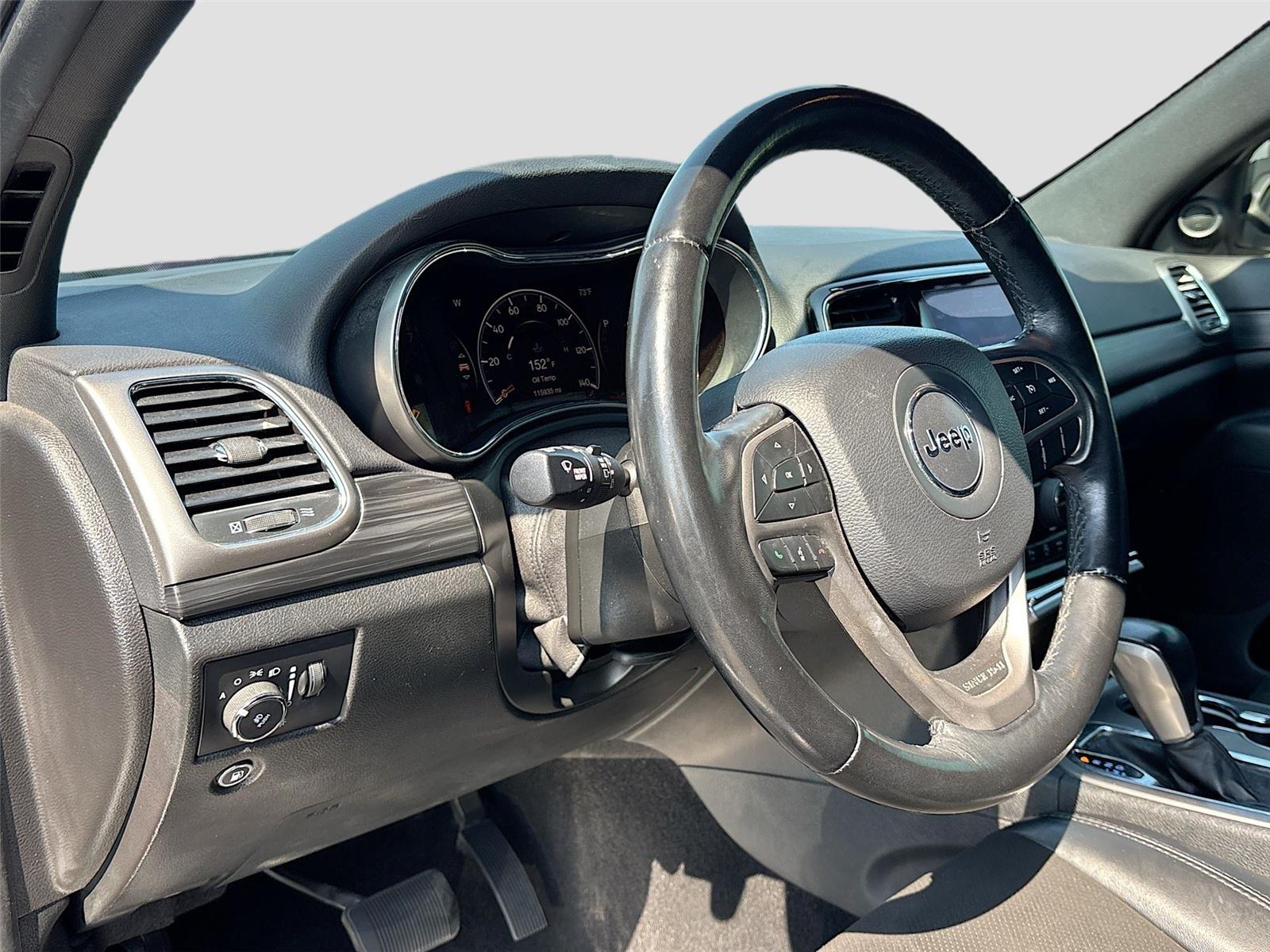 2020 Jeep Grand Cherokee Laredo E