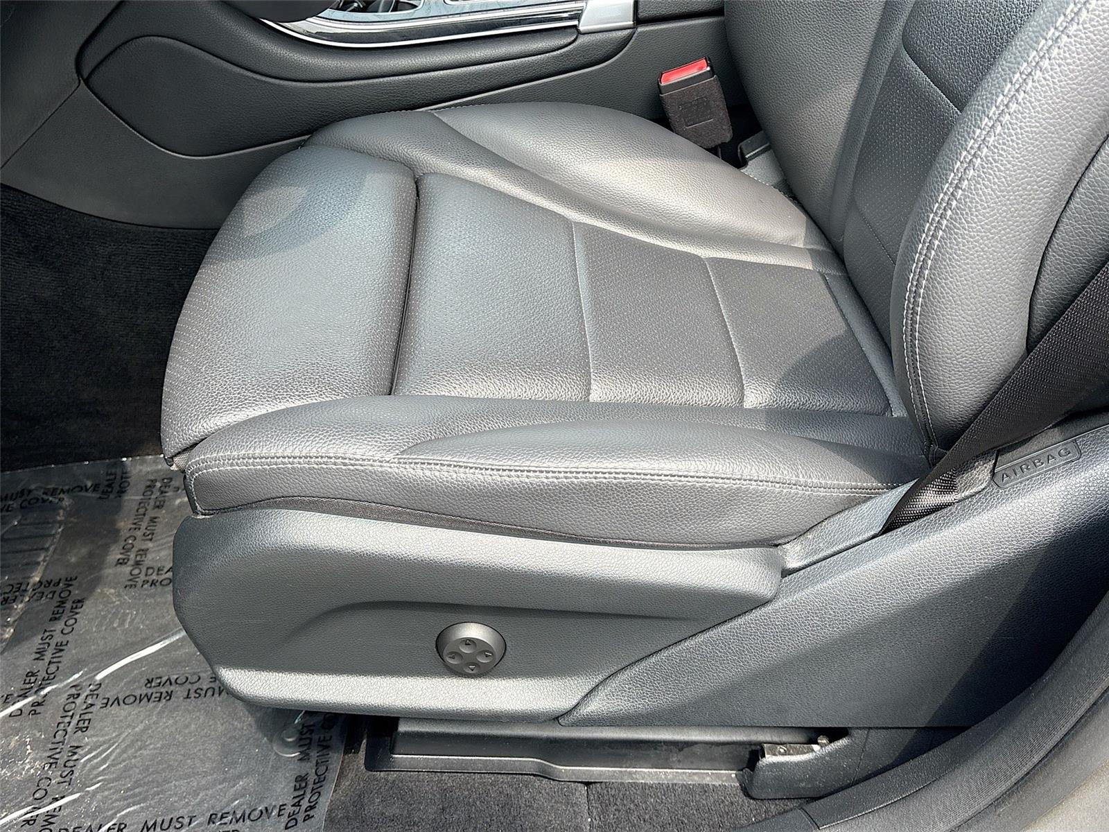 2021 Mercedes-Benz GLC GLC 300