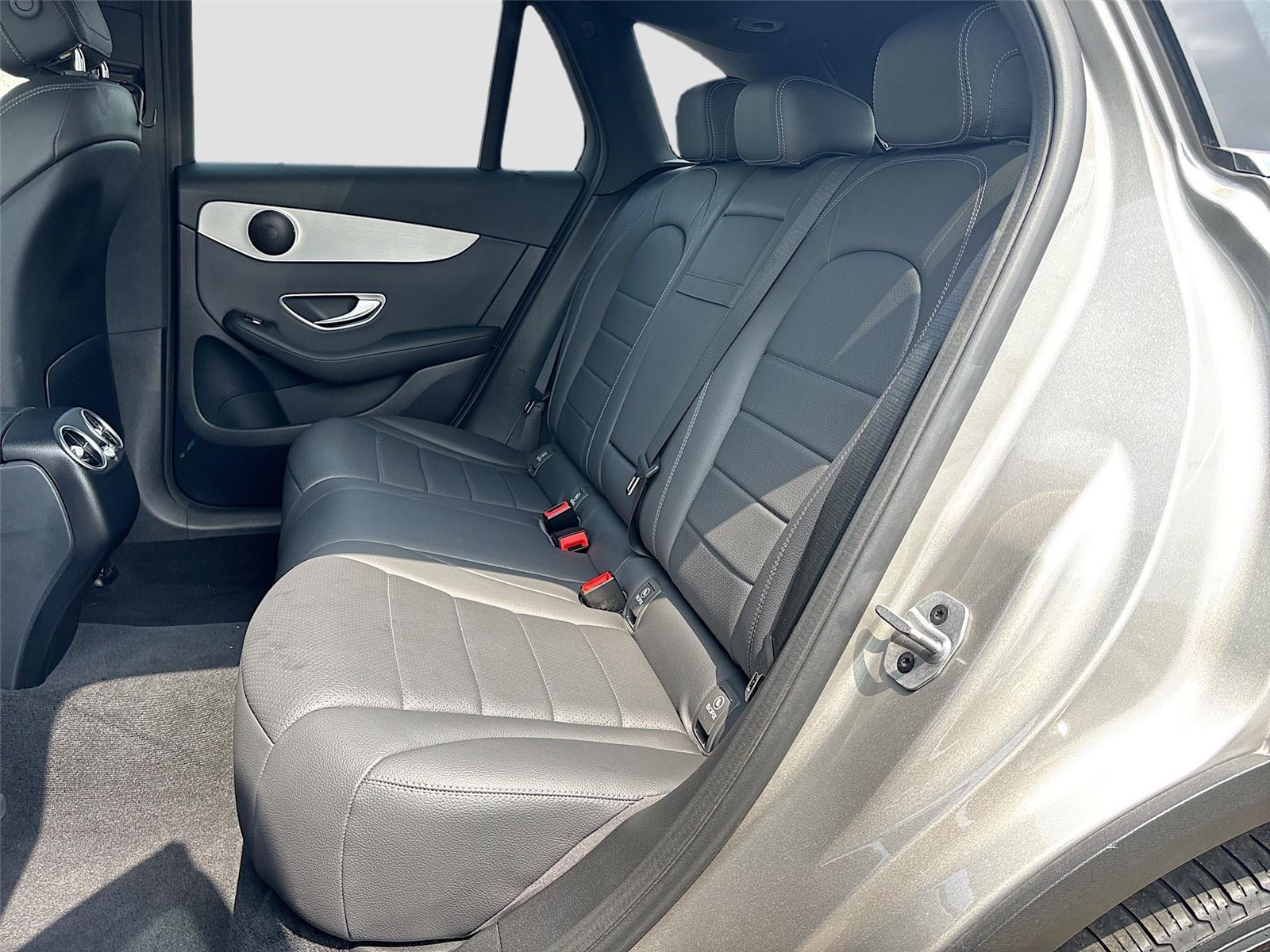 2021 Mercedes-Benz GLC GLC 300