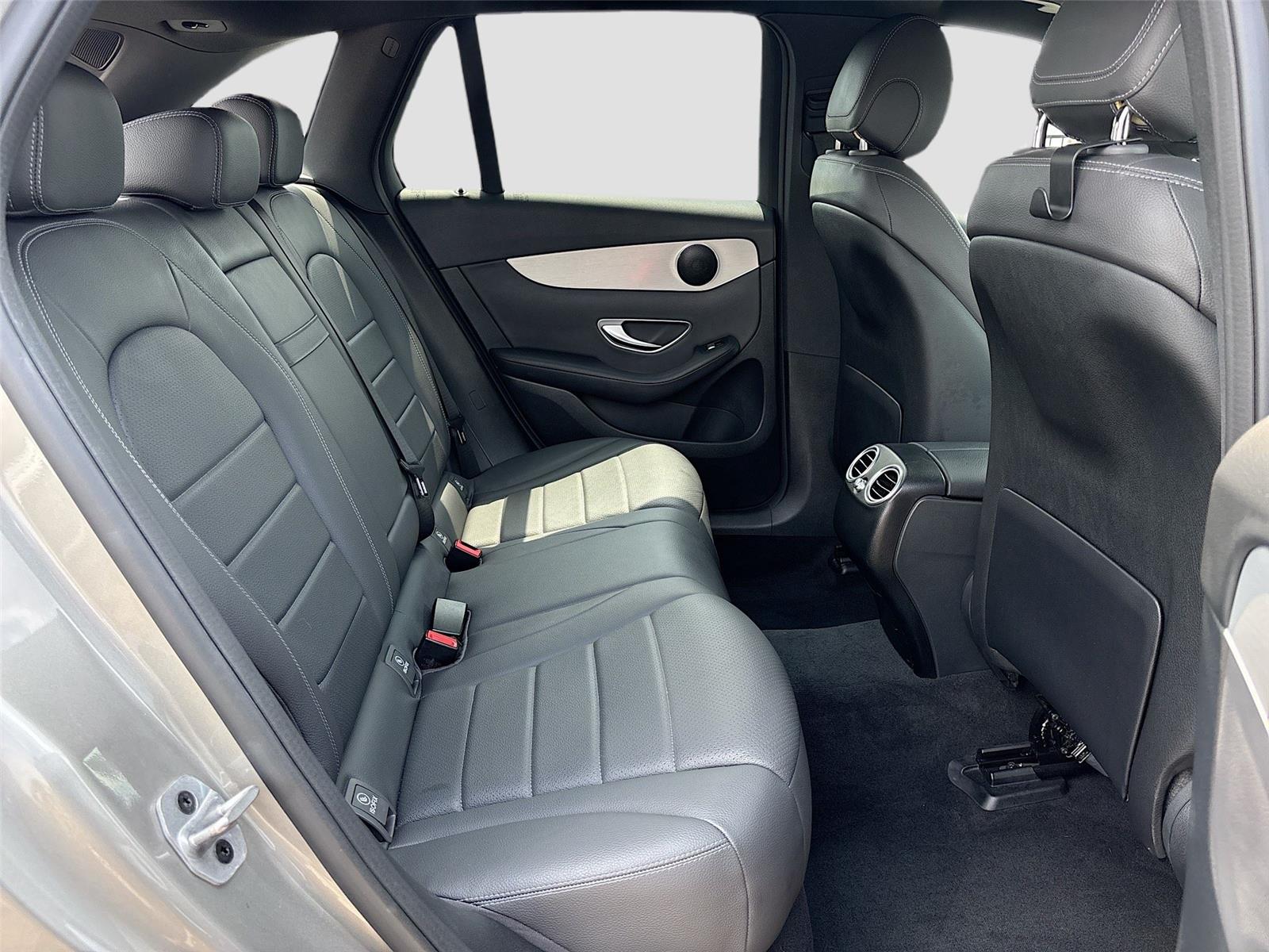 2021 Mercedes-Benz GLC GLC 300