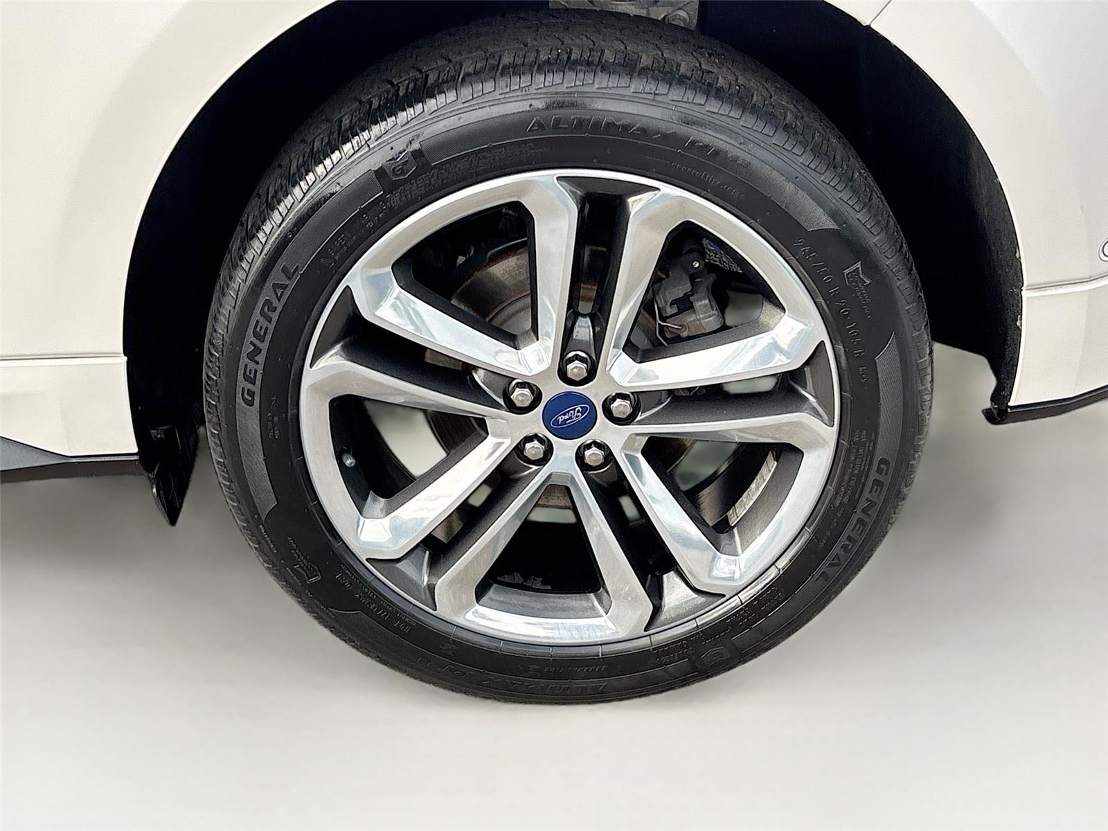 2018 Ford Edge Sport