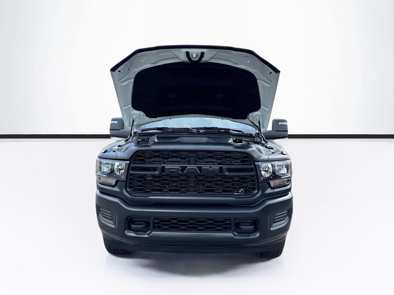 2024 Ram 3500 Chassis Cab Tradesman