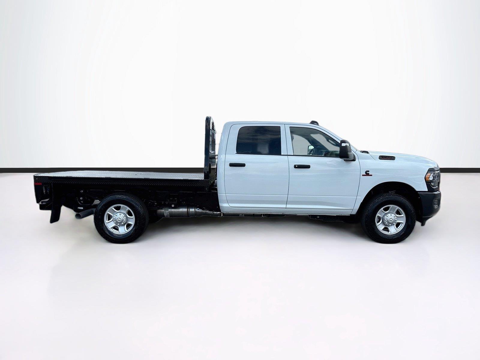 2024 Ram 3500 Chassis Cab Tradesman