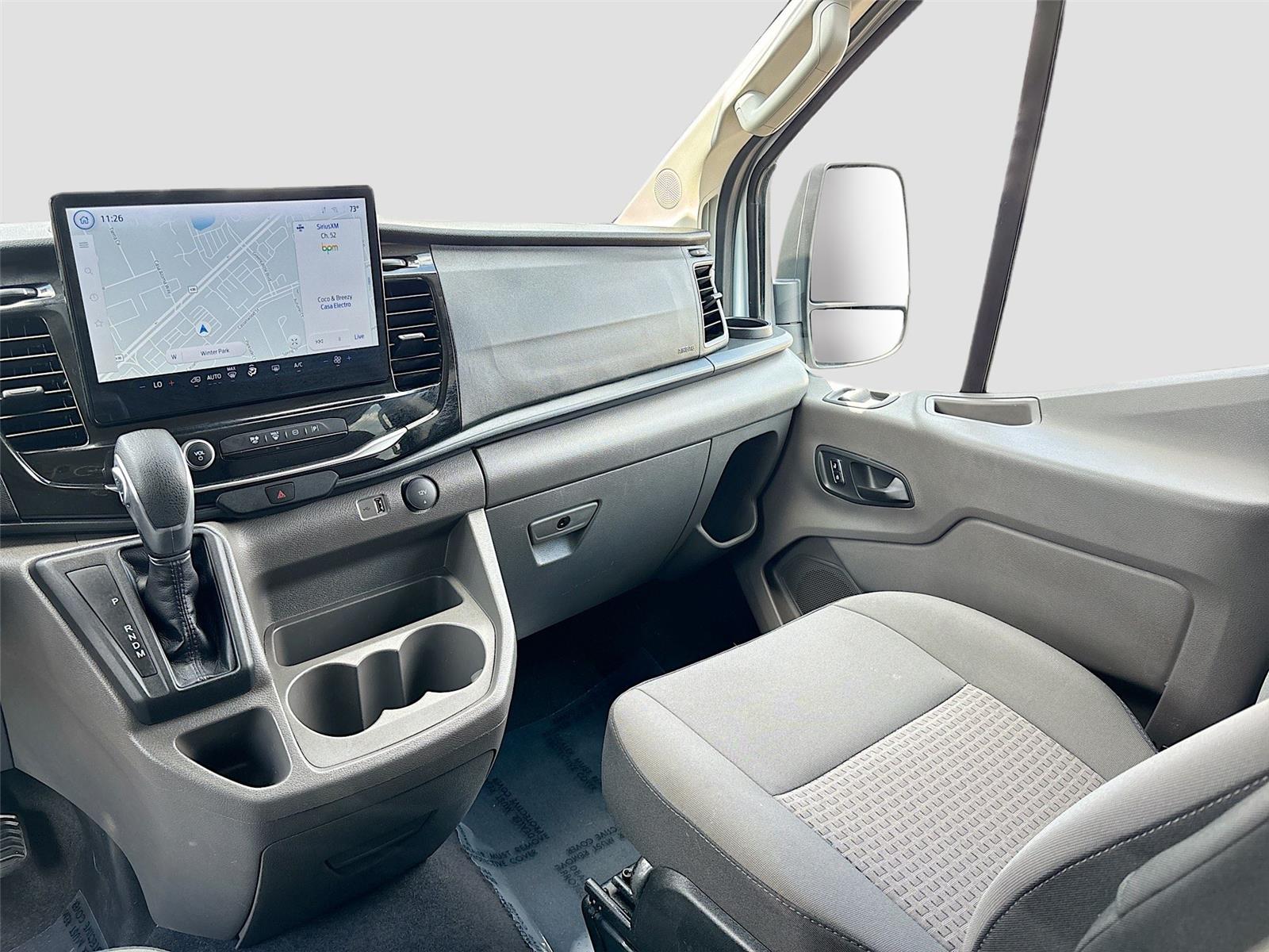 2024 Ford Transit Passenger Wagon XLT