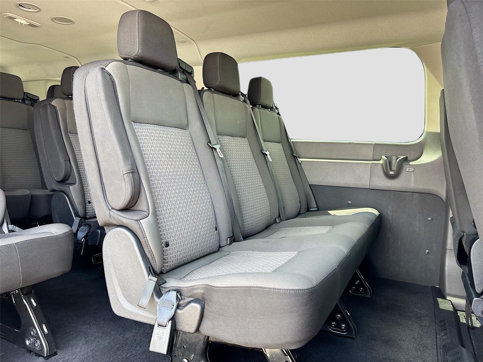 2024 Ford Transit Passenger Wagon XLT