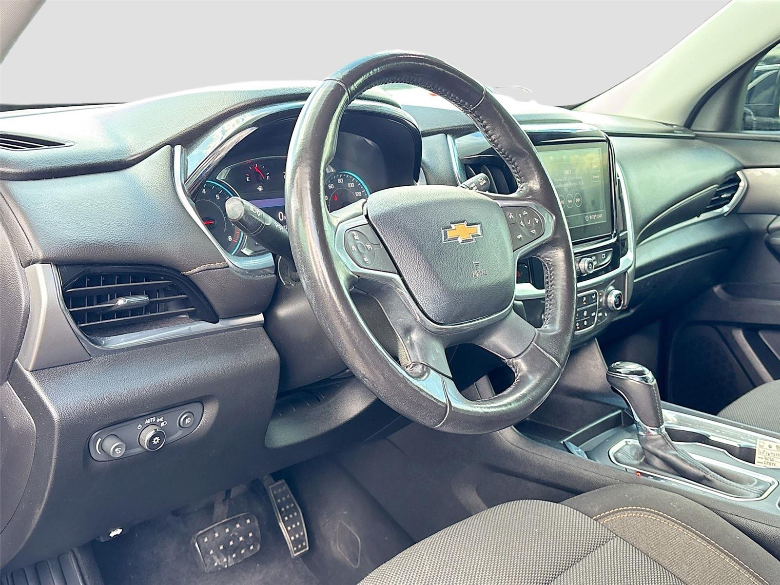 2020 Chevrolet Traverse LT Cloth