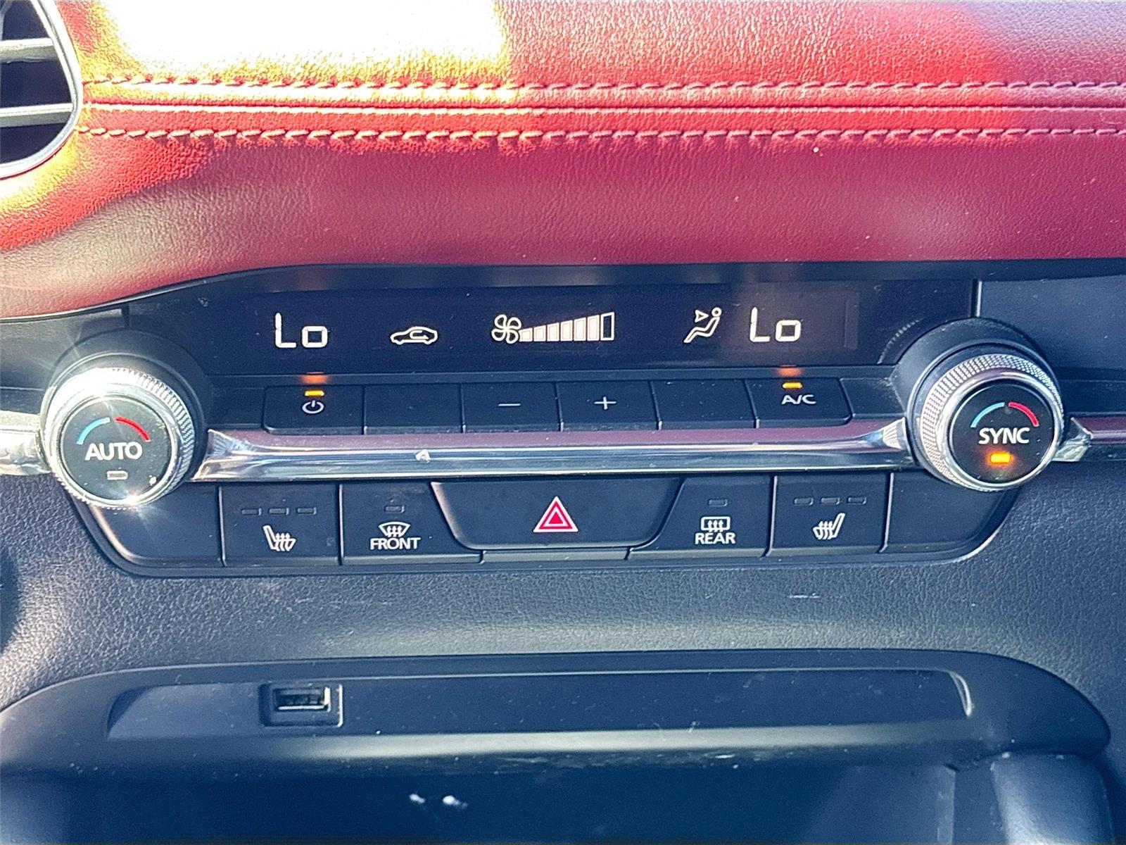 2019 Mazda Mazda3 Hatchback w/Premium Pkg