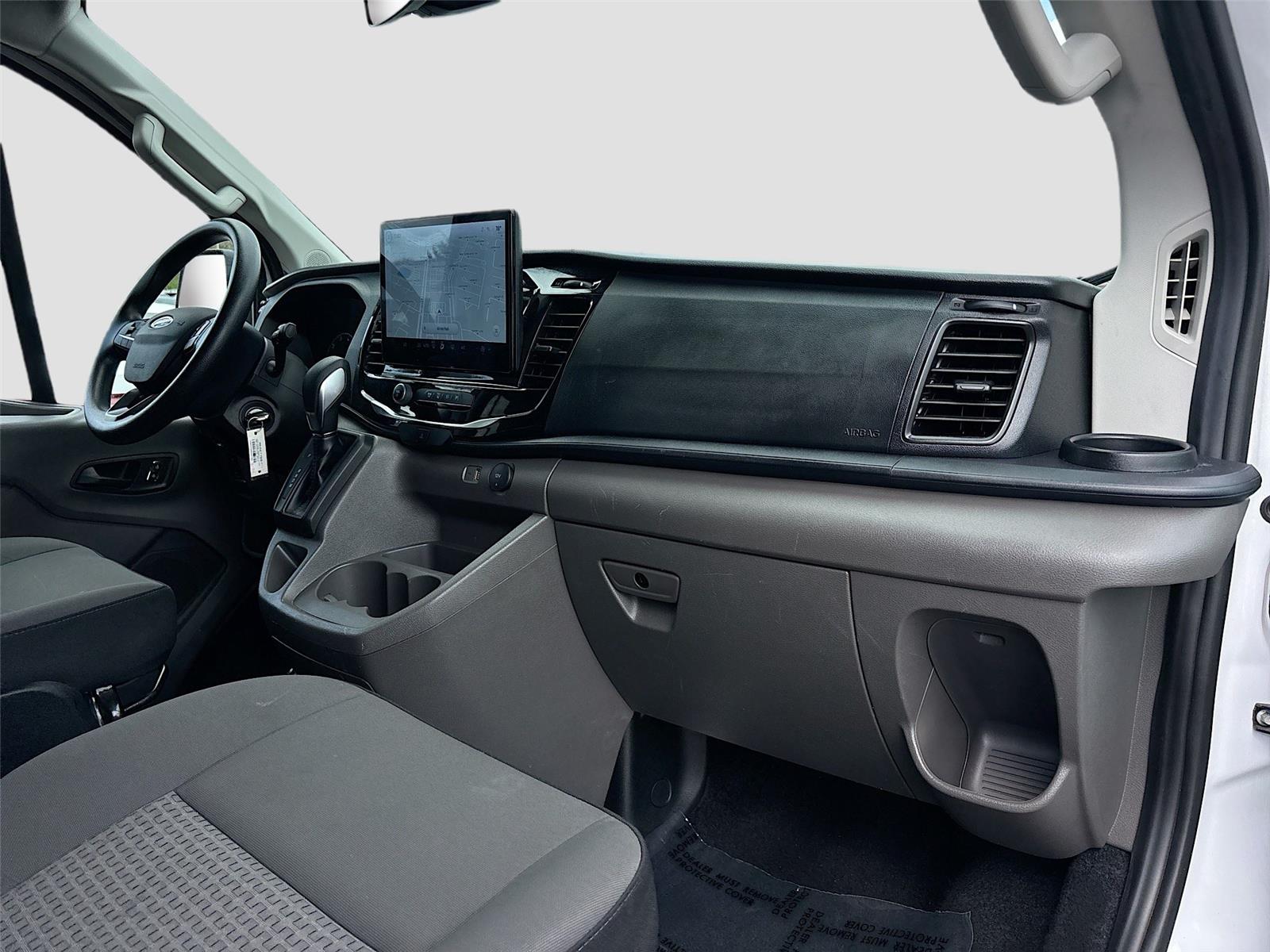 2024 Ford Transit Passenger Wagon XLT