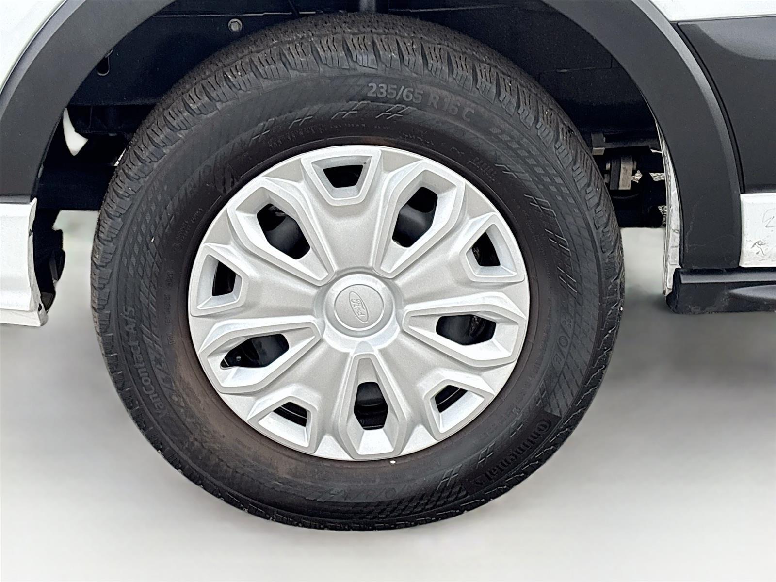 2024 Ford Transit Passenger Wagon XLT