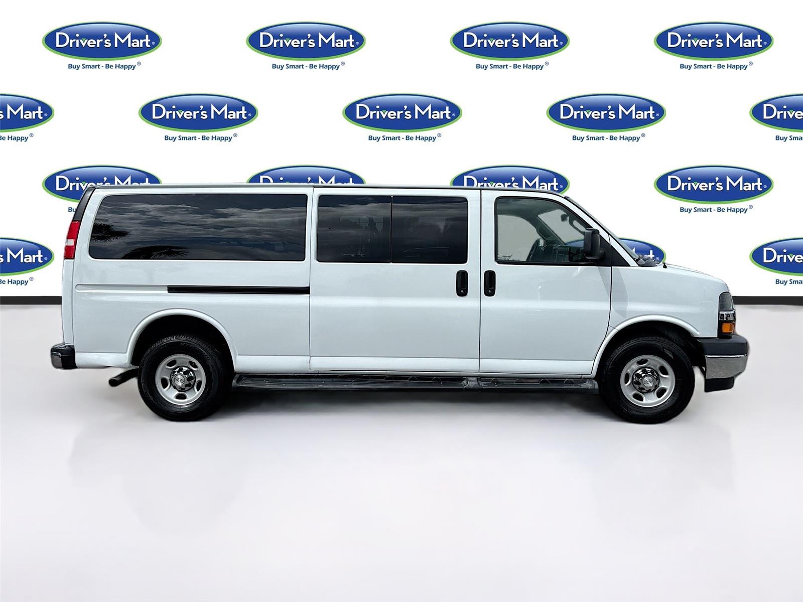 2020 Chevrolet Express Passenger LT