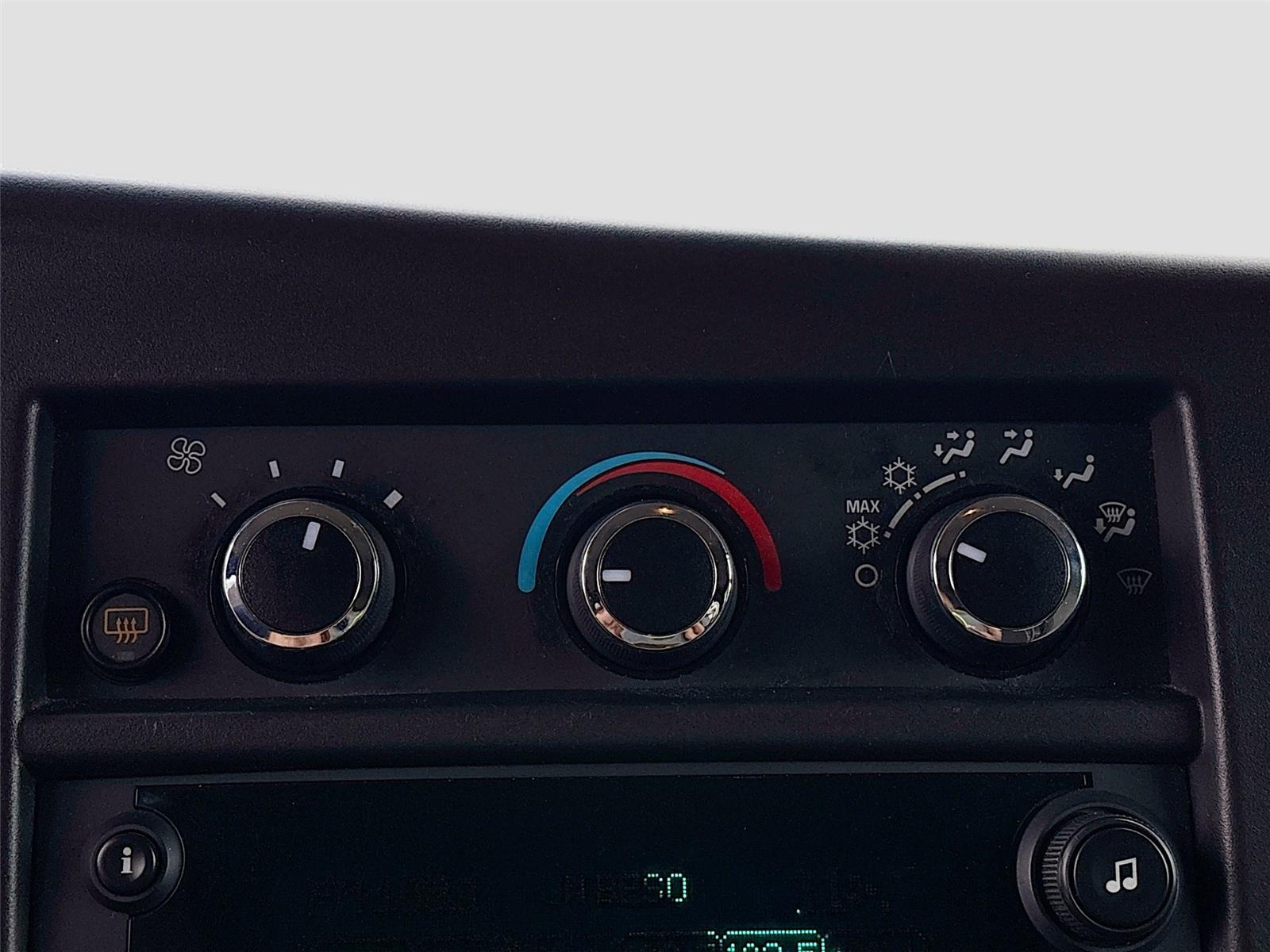 2020 Chevrolet Express Passenger LT