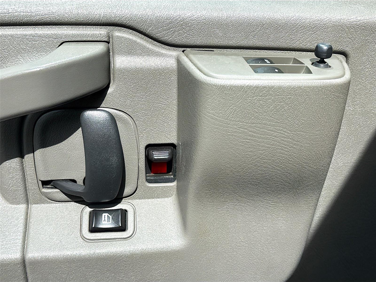 2020 Chevrolet Express Passenger LT