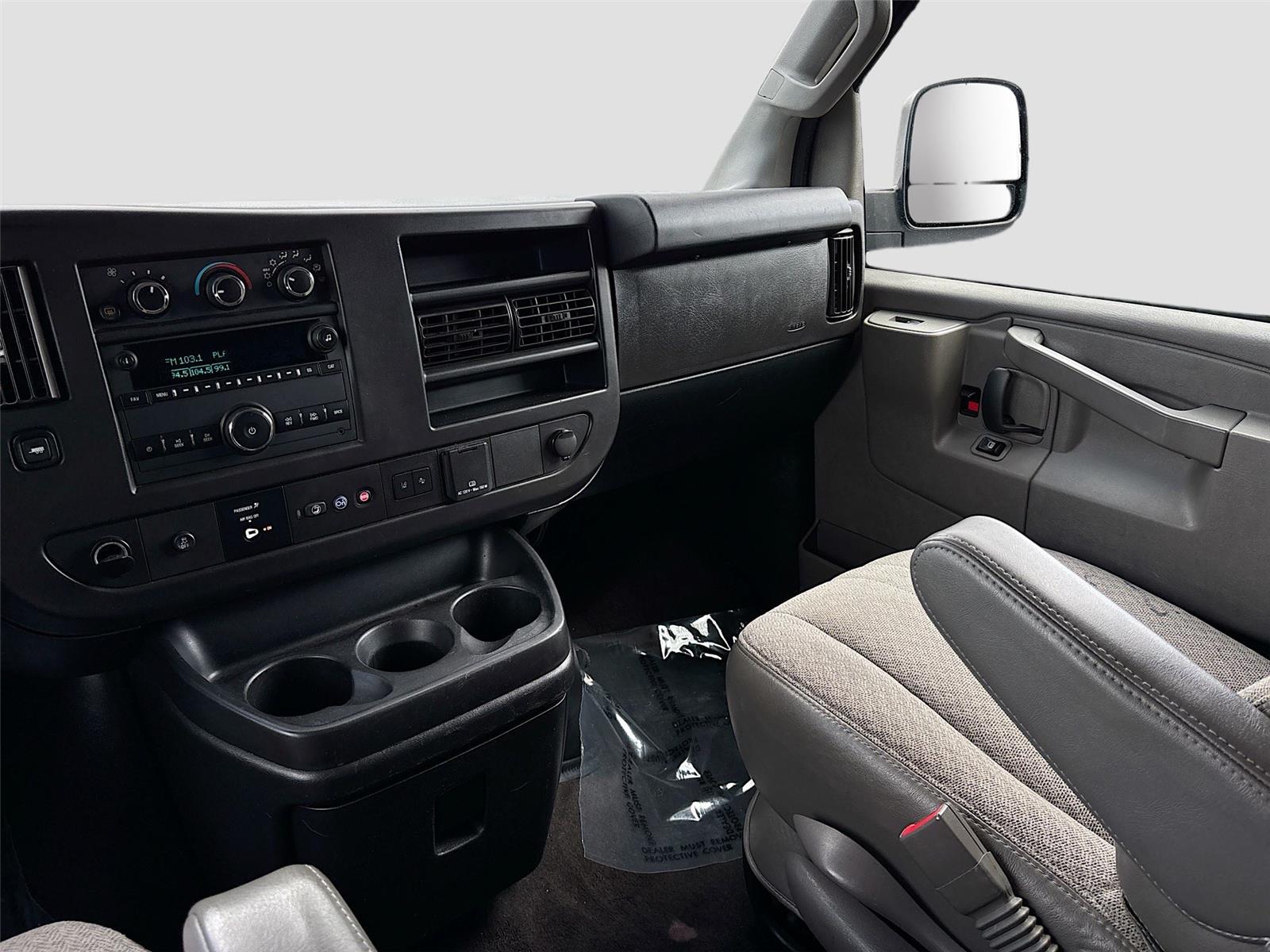 2020 Chevrolet Express Passenger LT