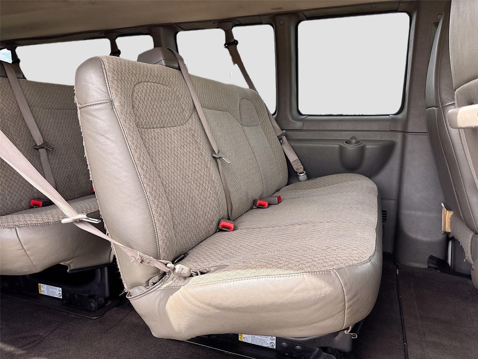 2020 Chevrolet Express Passenger LT