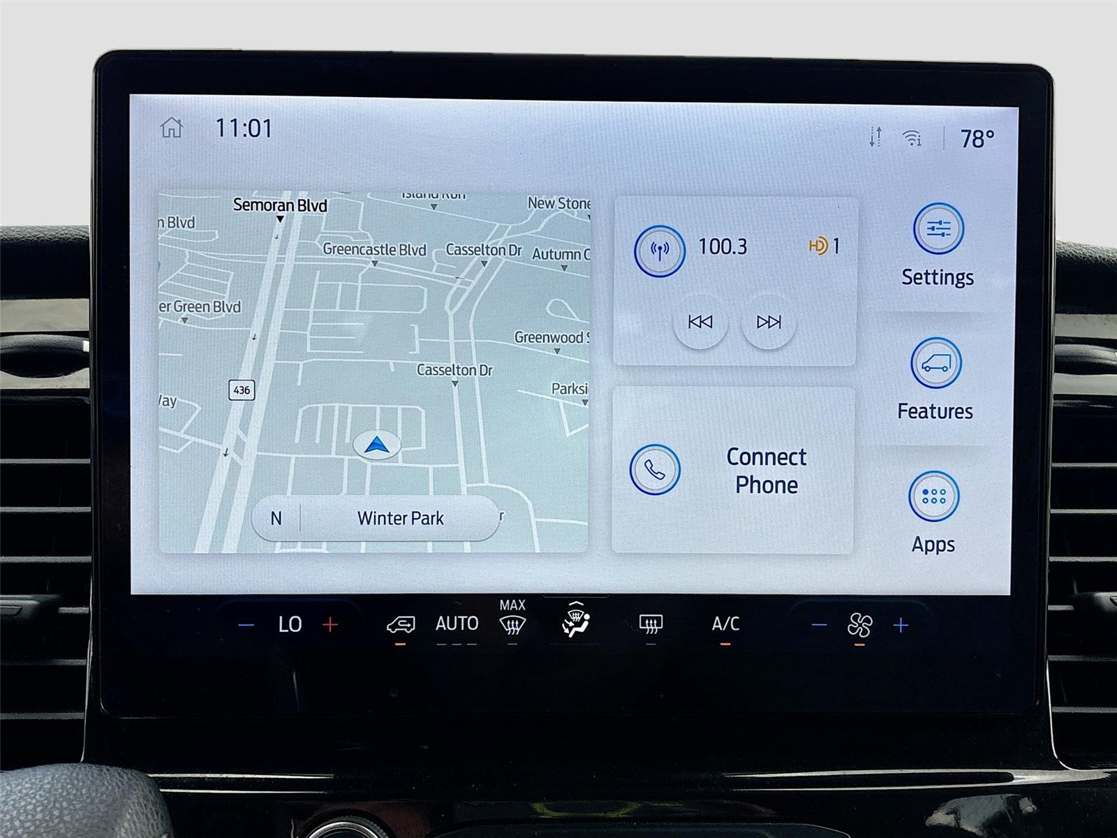 2024 Ford Transit Passenger Wagon XLT