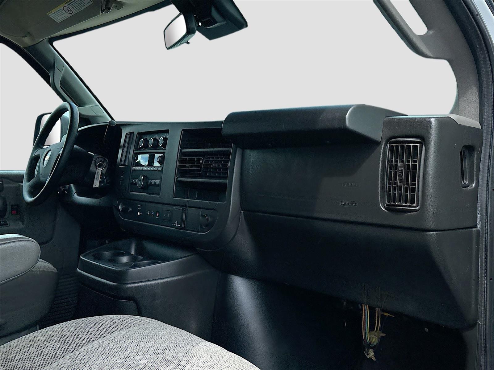 2020 Chevrolet Express Passenger LT